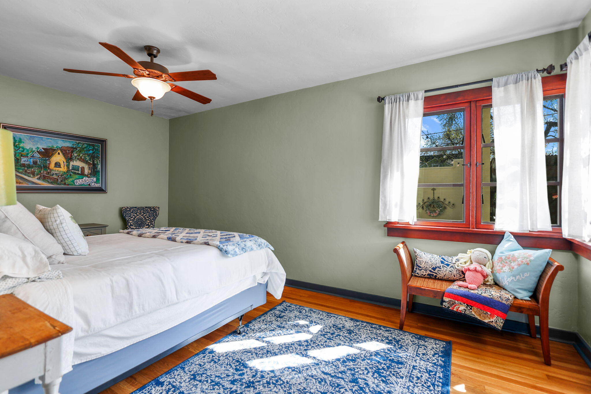 1465 Riverside Drive