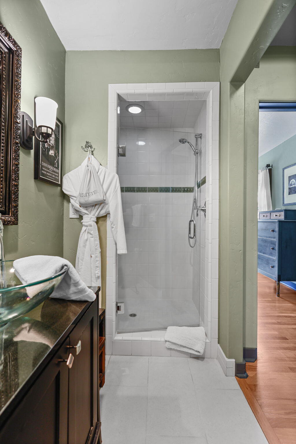 1465 Riverside Drive