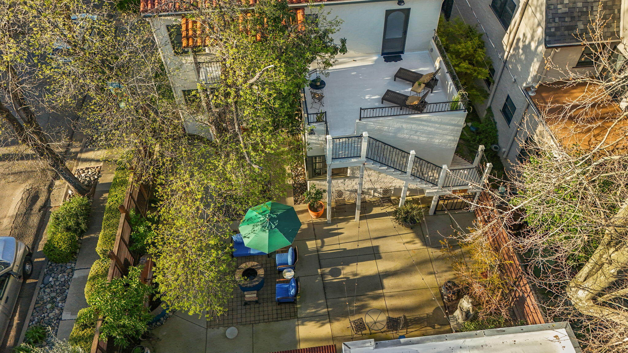 1465 Riverside Drive