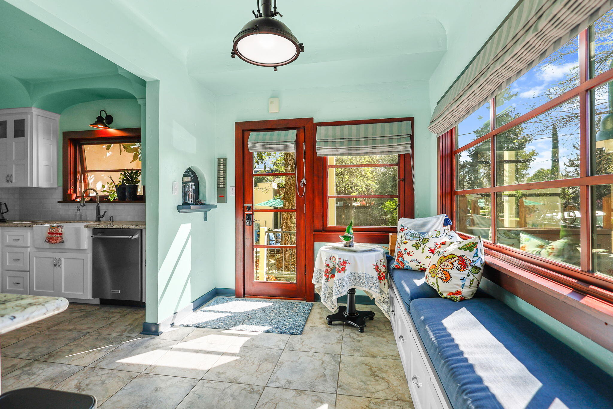 1465 Riverside Drive