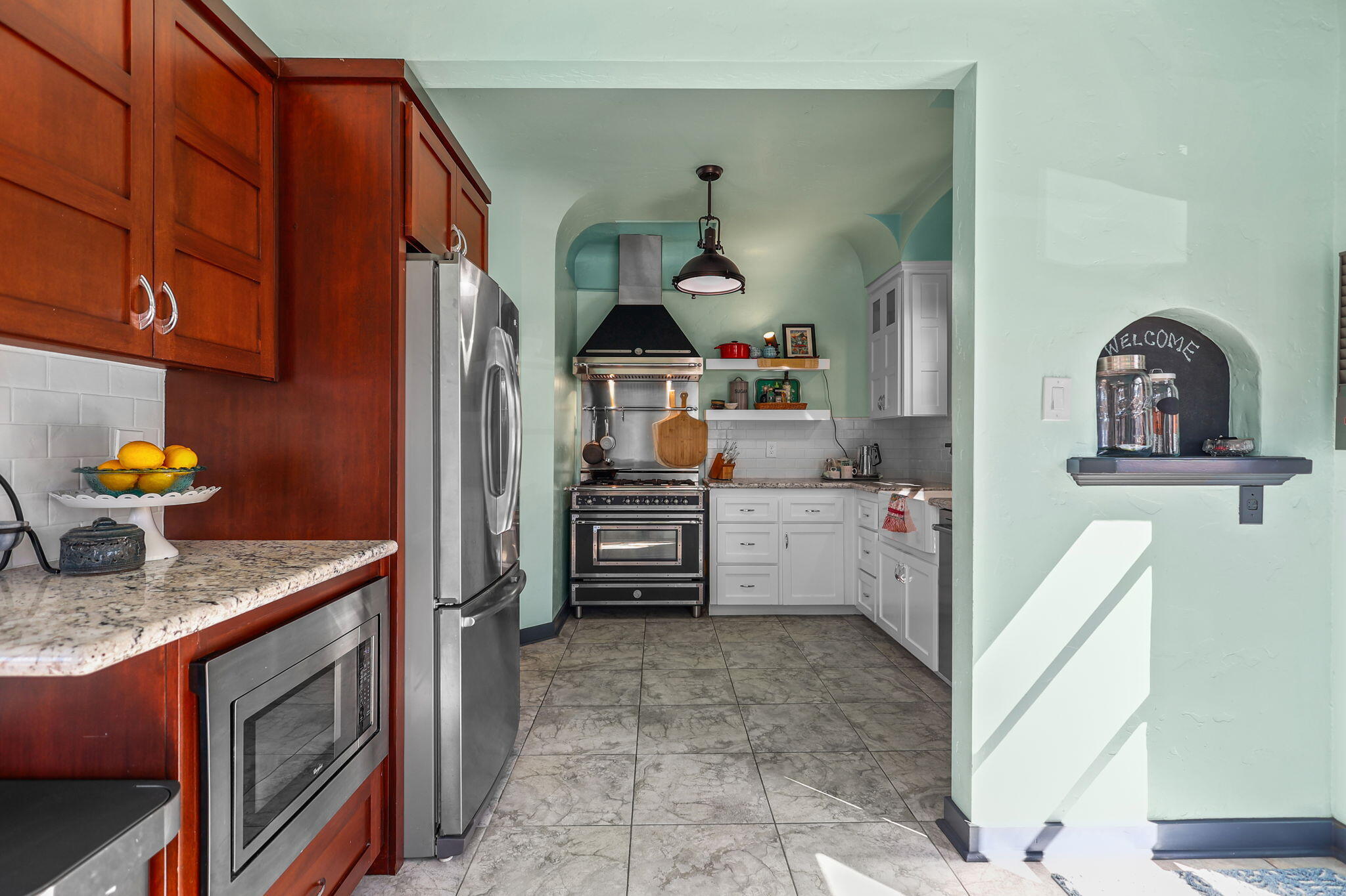 1465 Riverside Drive