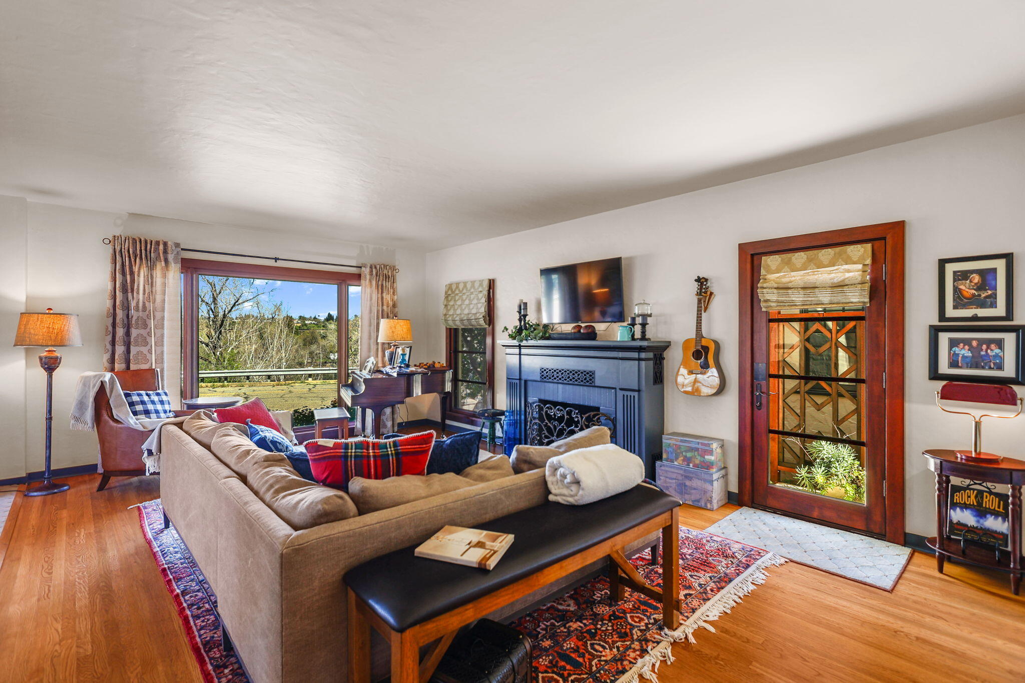 1465 Riverside Drive