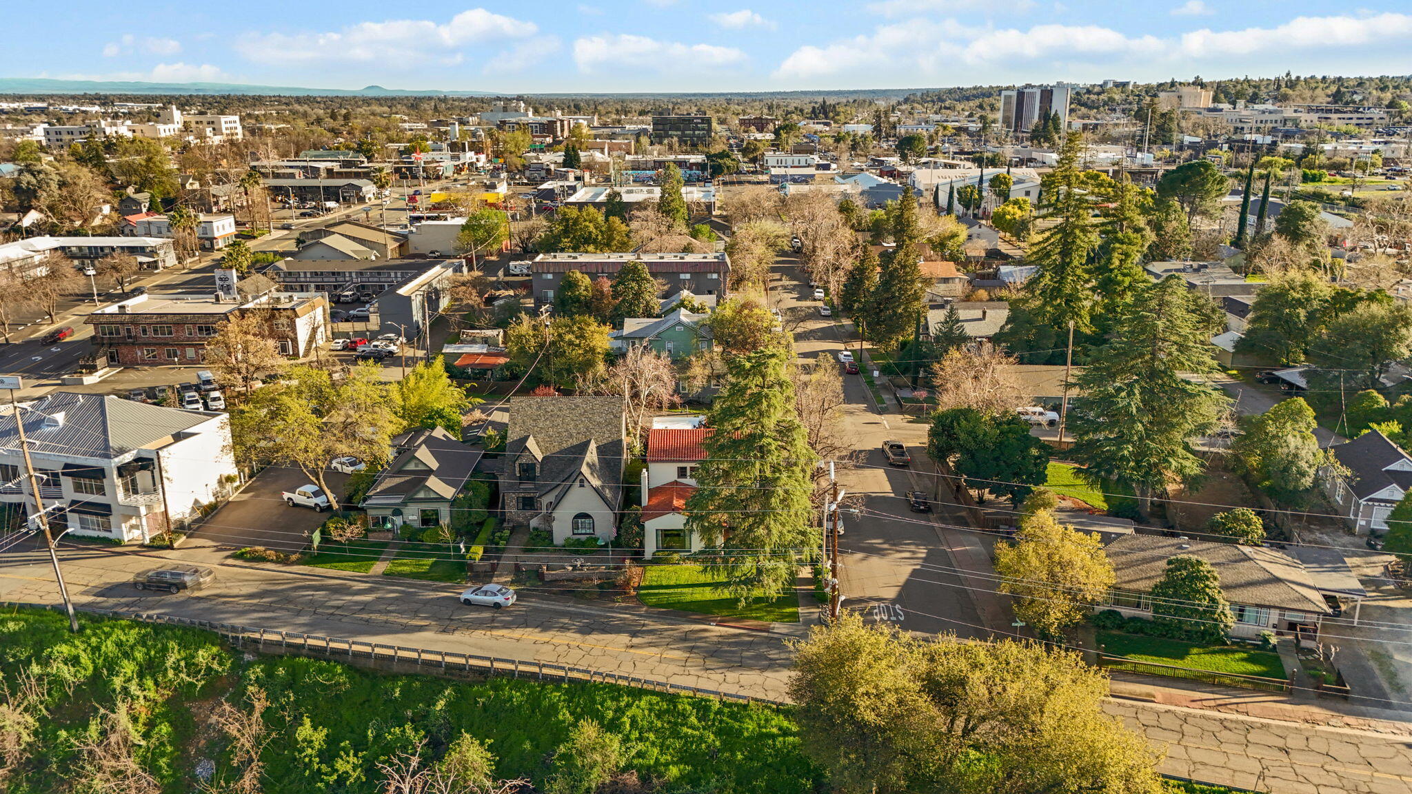 1465 Riverside Drive