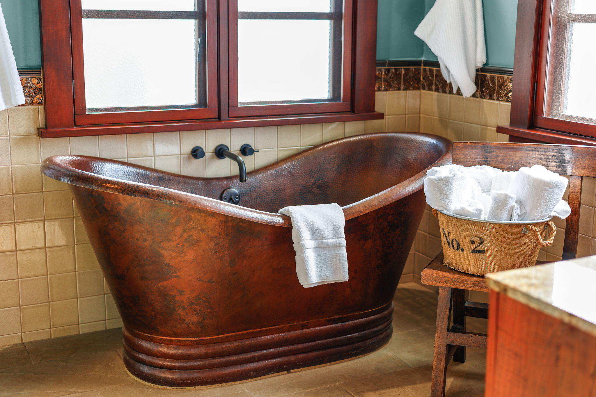 1465 Riverside Drive