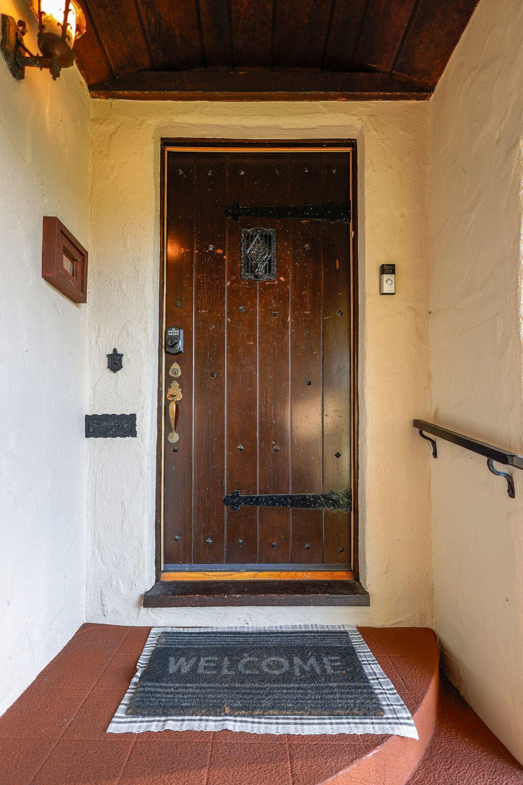 1465 Riverside Drive