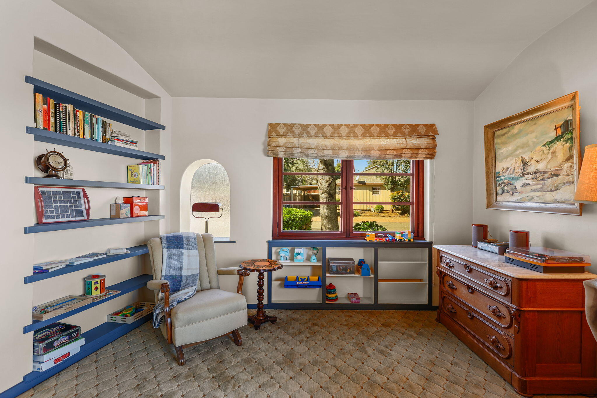 1465 Riverside Drive