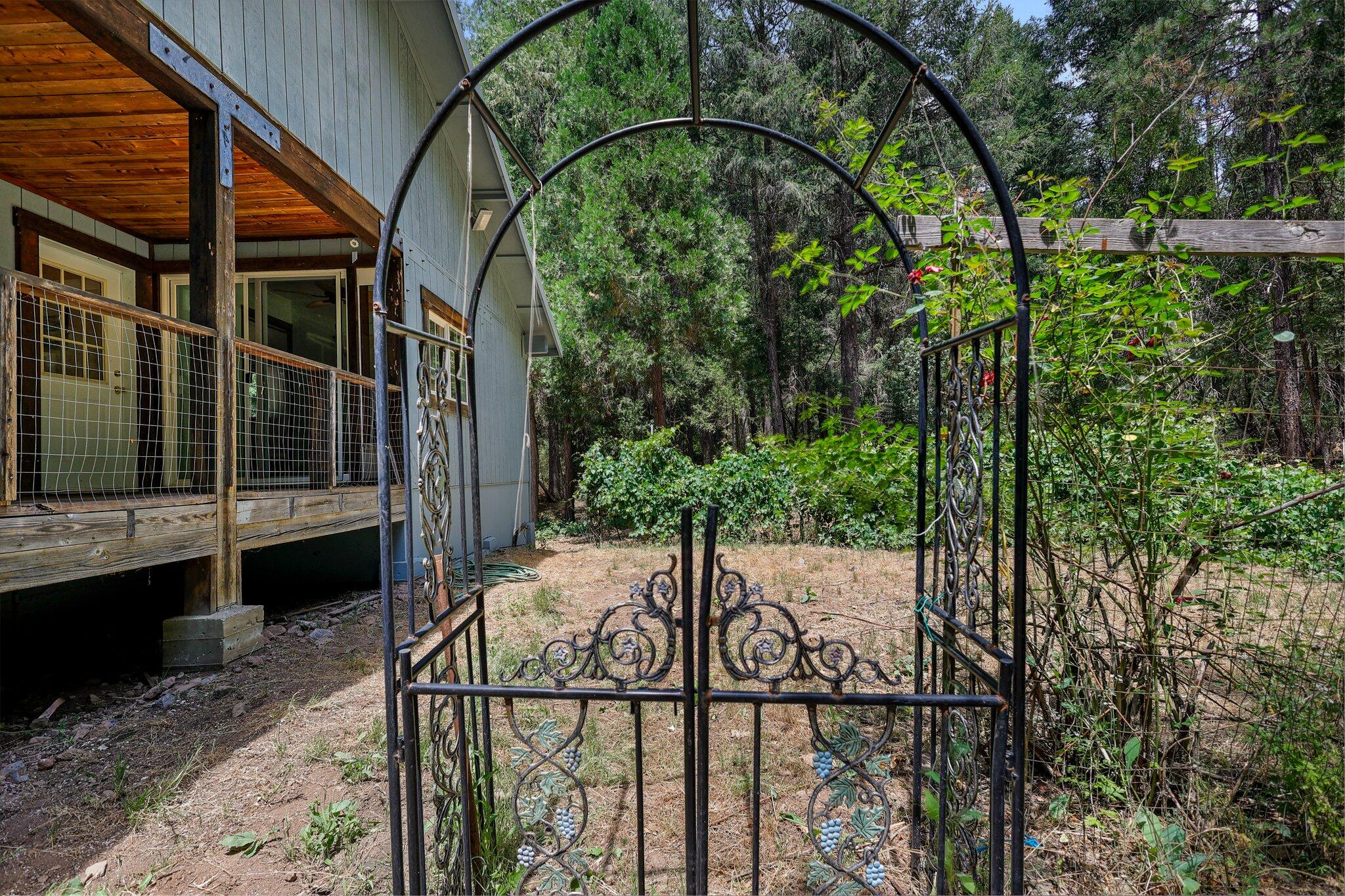 30704 Hagen Flat Road