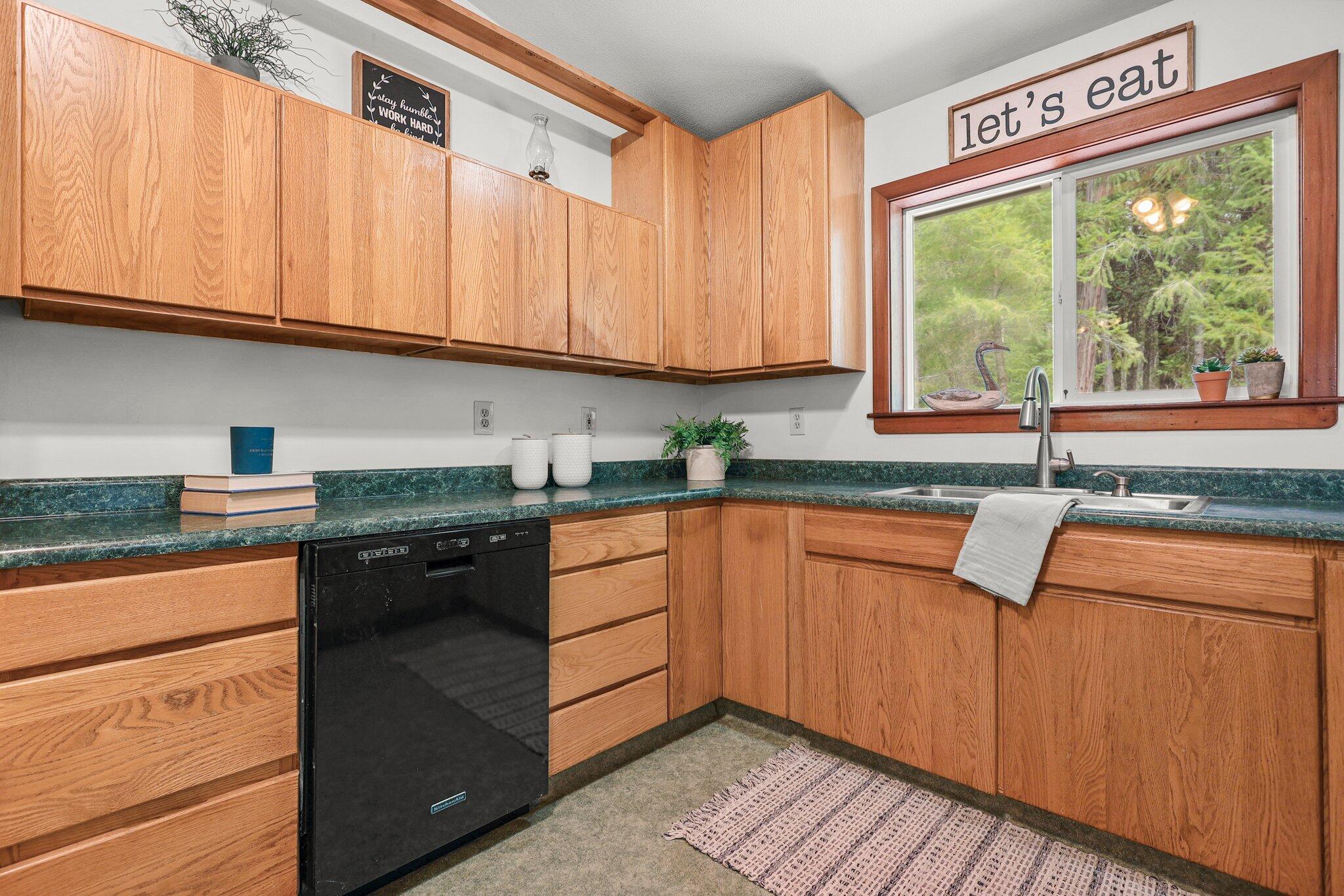 30704 Hagen Flat Road