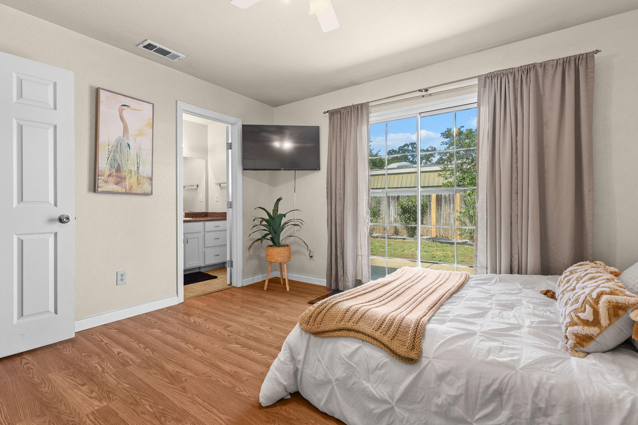 4310 Swallowtail Court