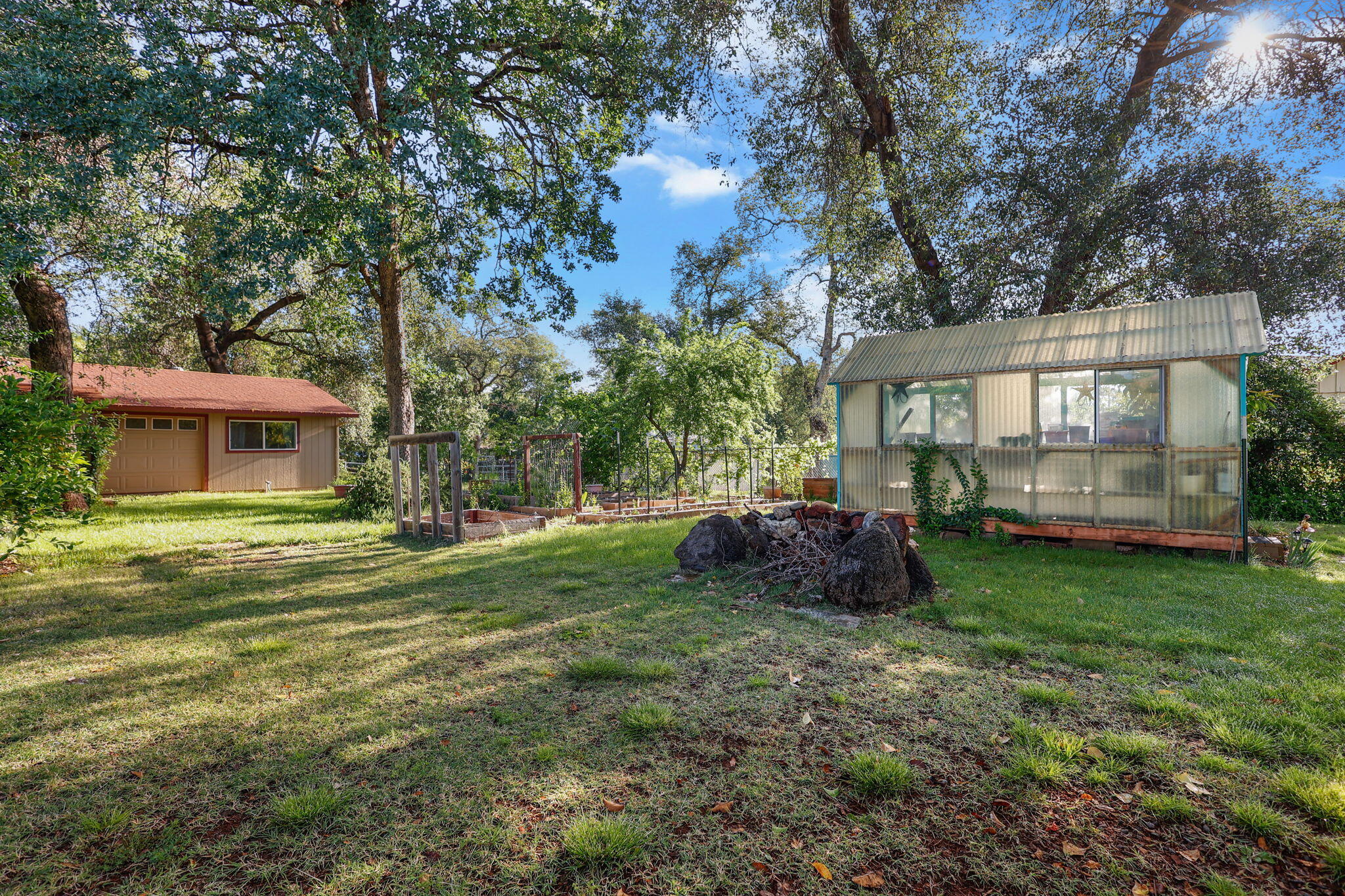 728 Loma Vista Drive