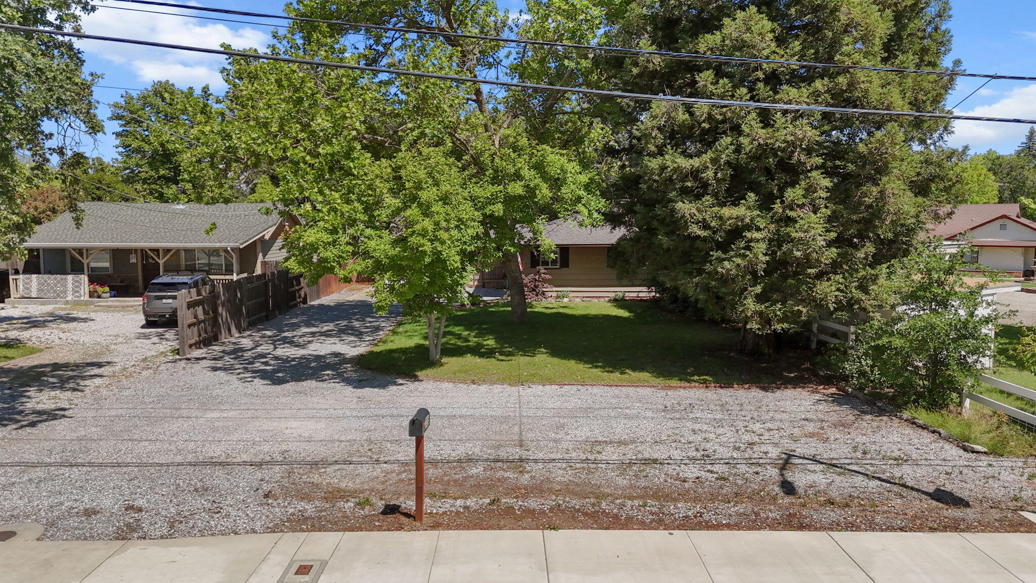 728 Loma Vista Drive