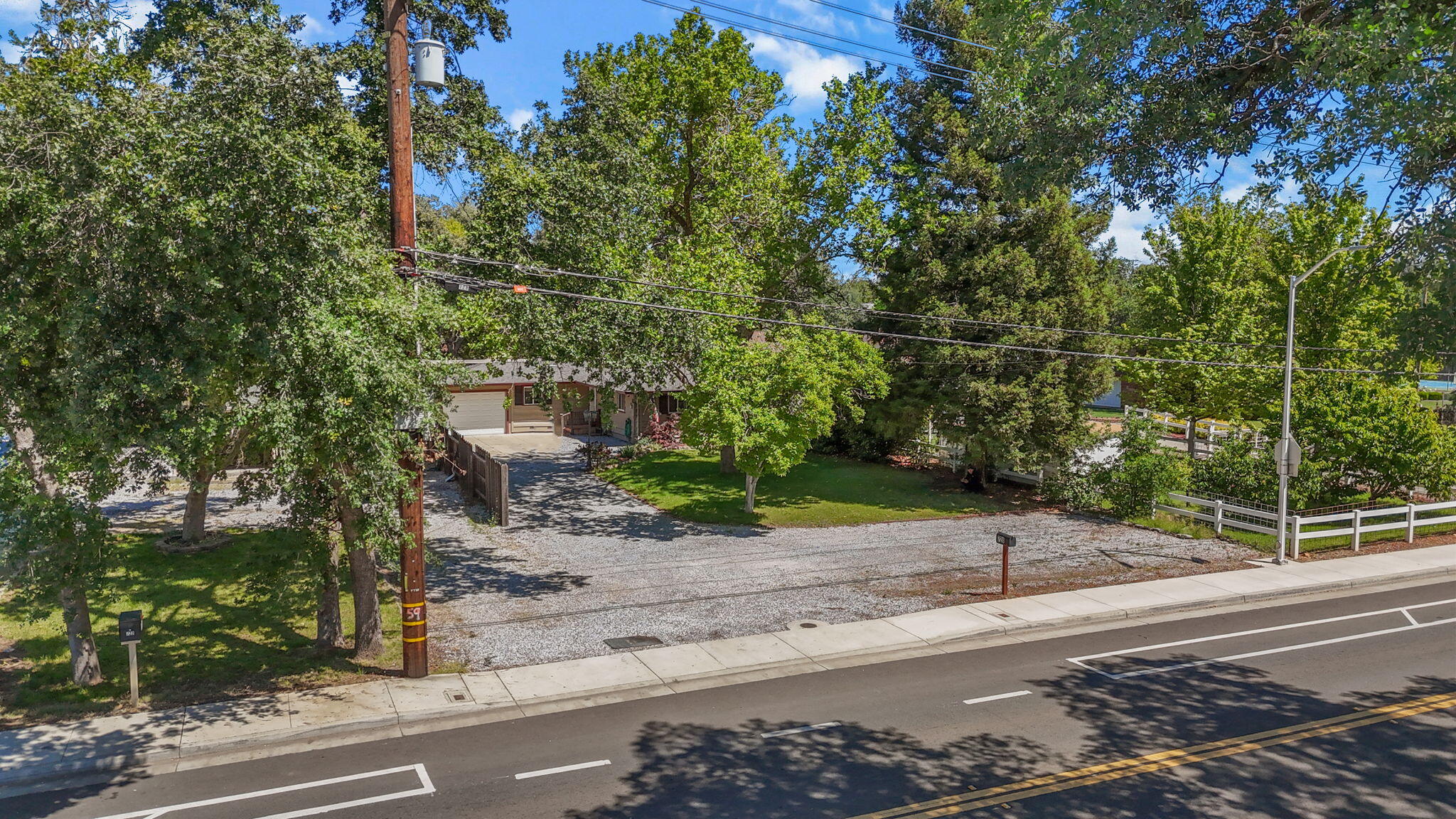 728 Loma Vista Drive