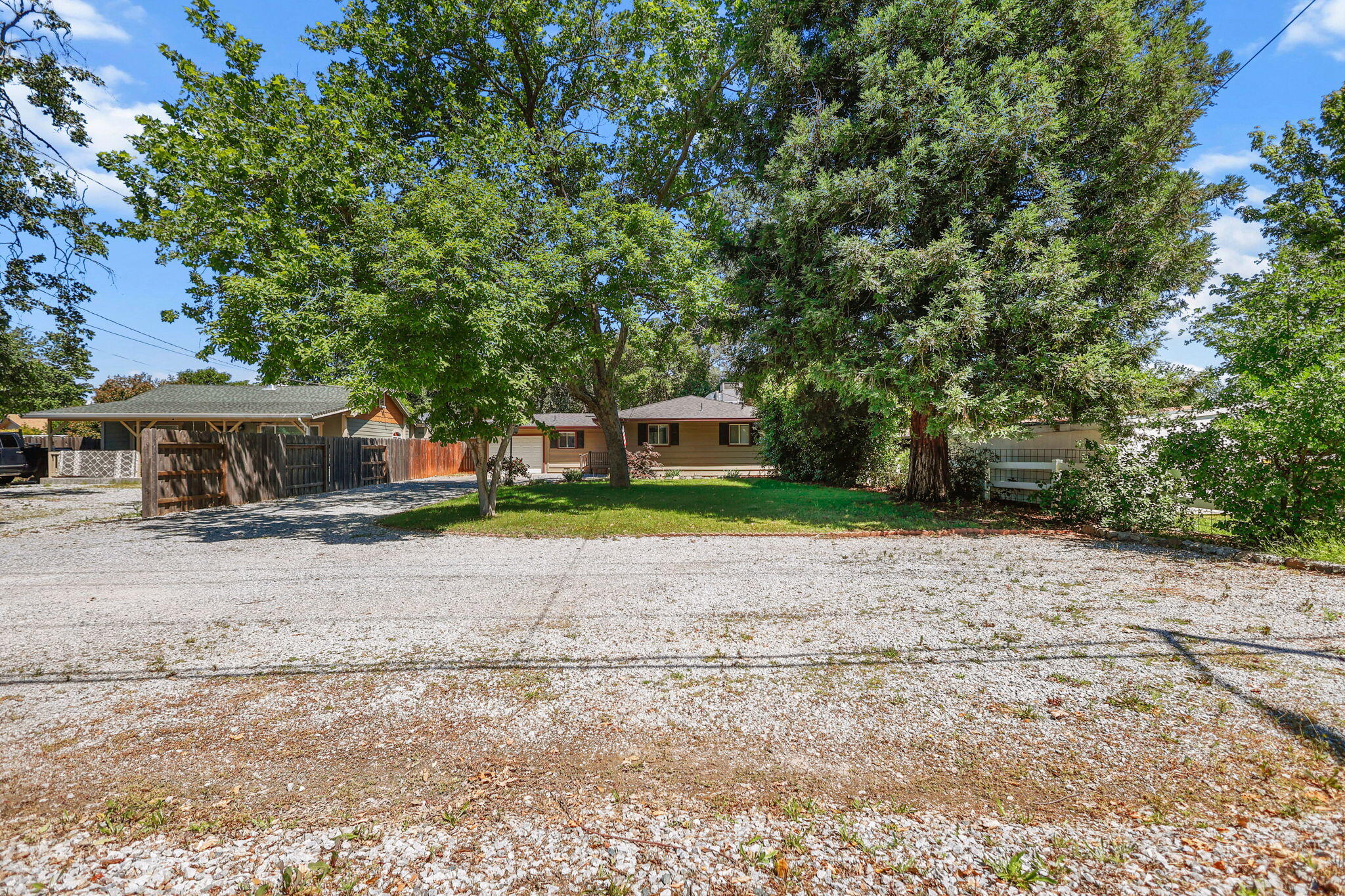 728 Loma Vista Drive