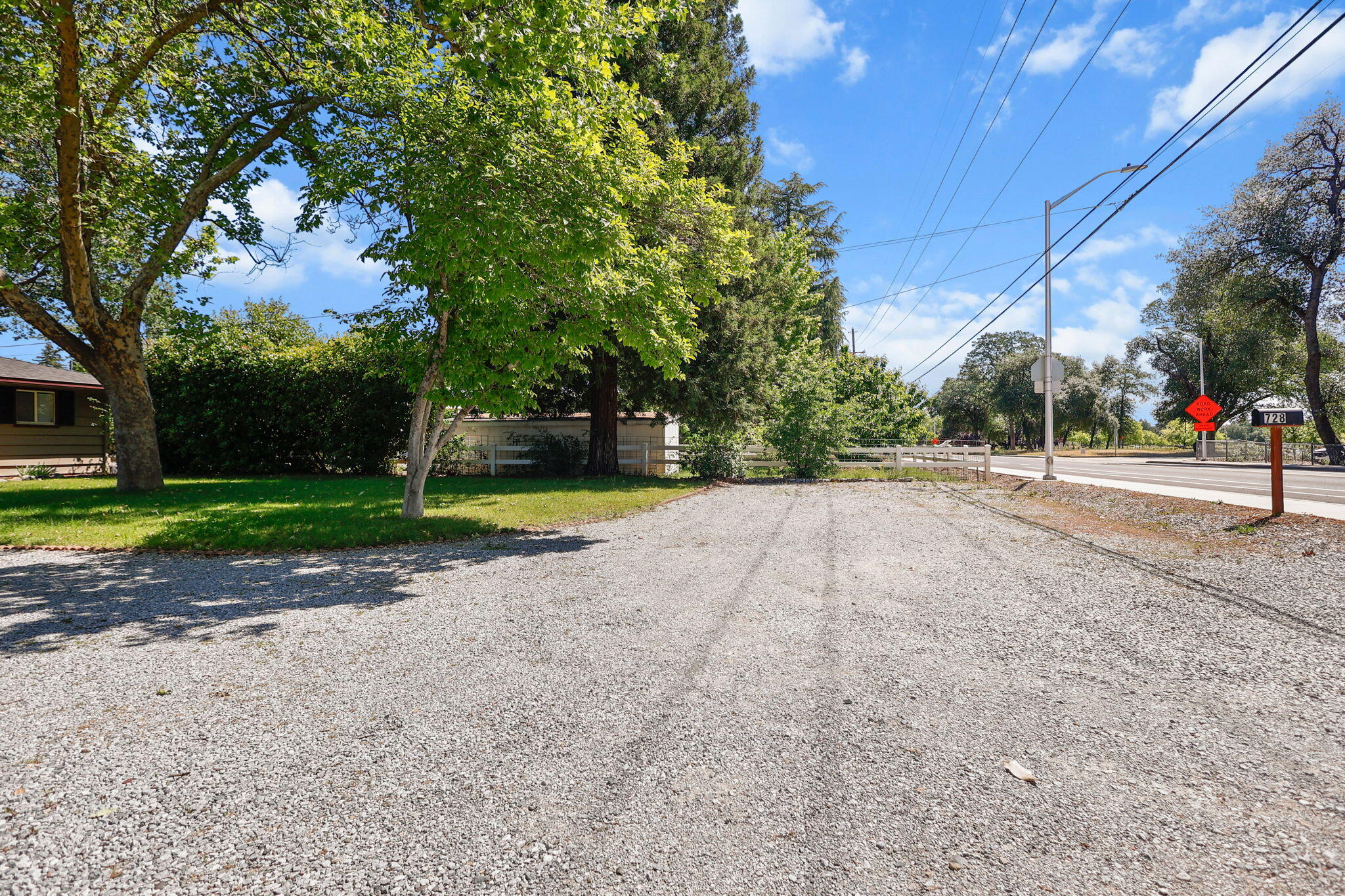 728 Loma Vista Drive