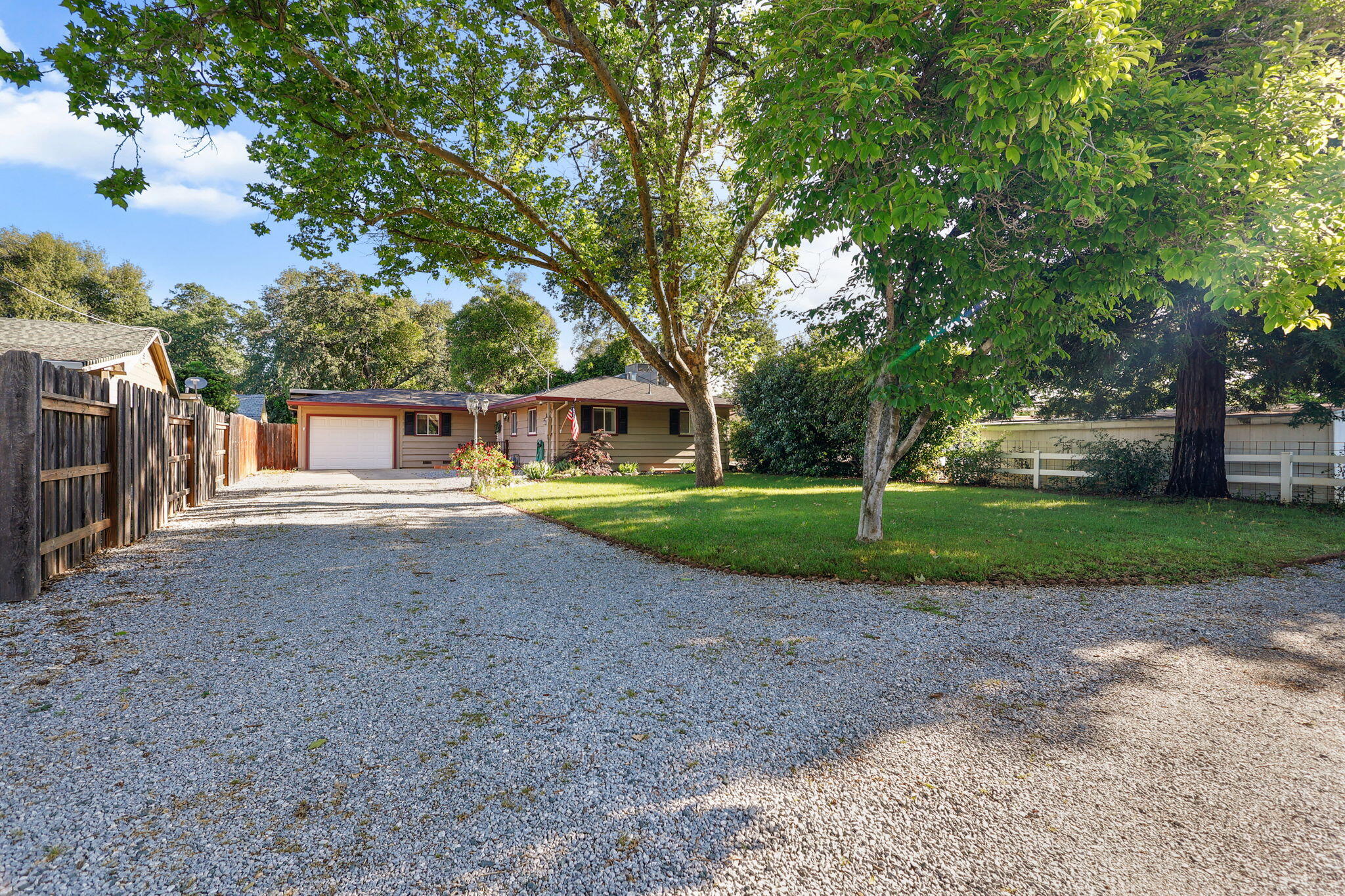 728 Loma Vista Drive