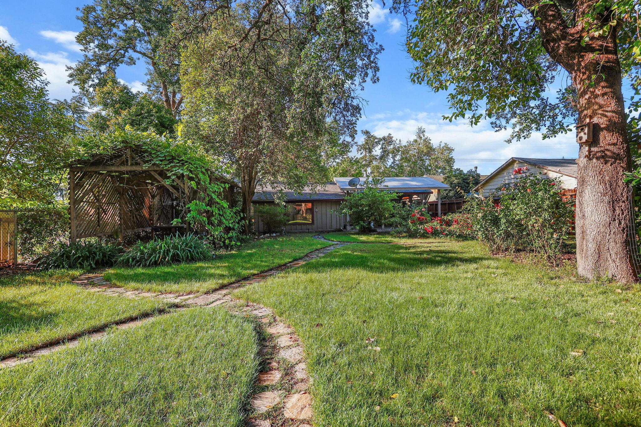 728 Loma Vista Drive