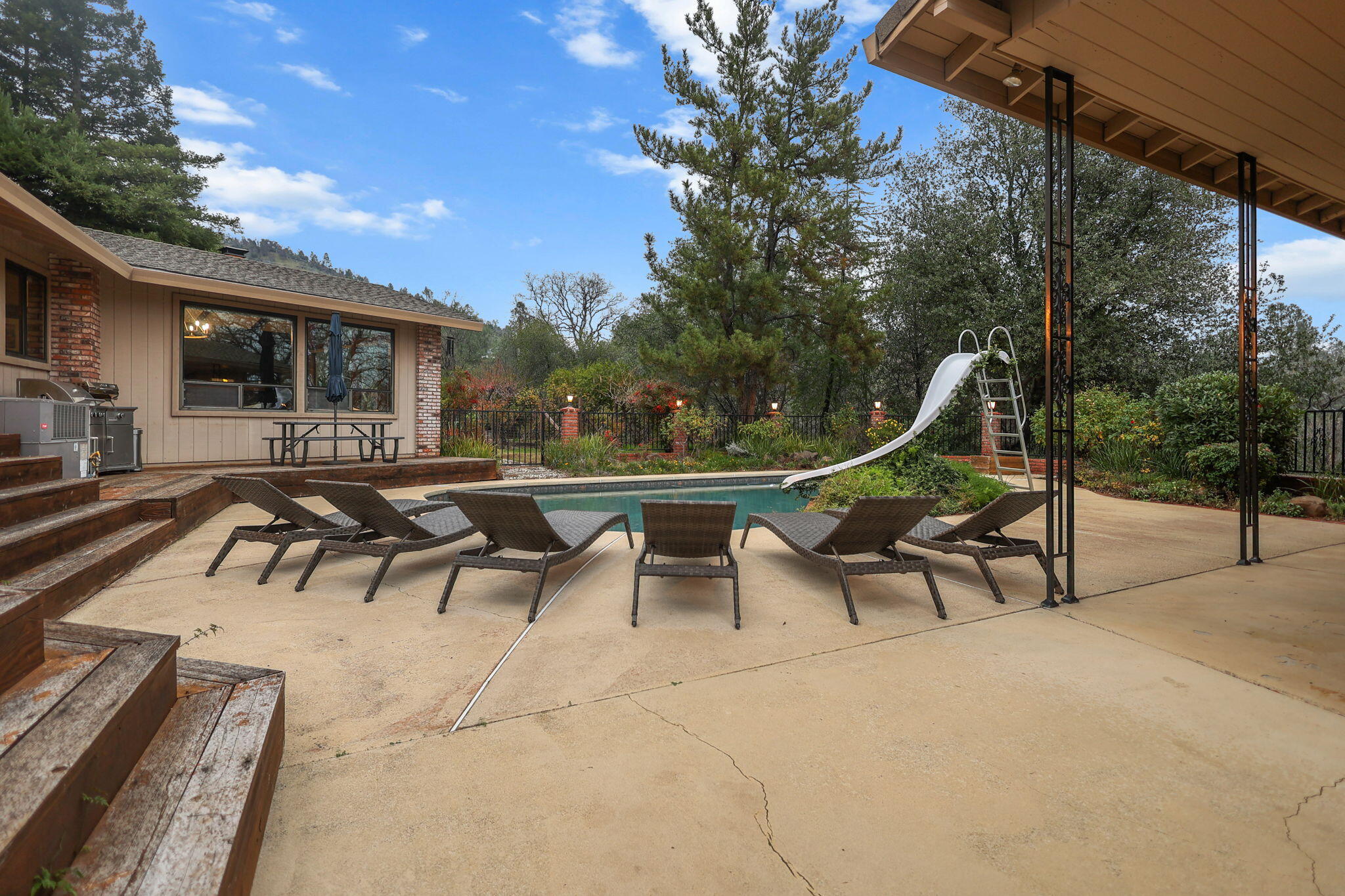 15133 Vista Knolls Drive