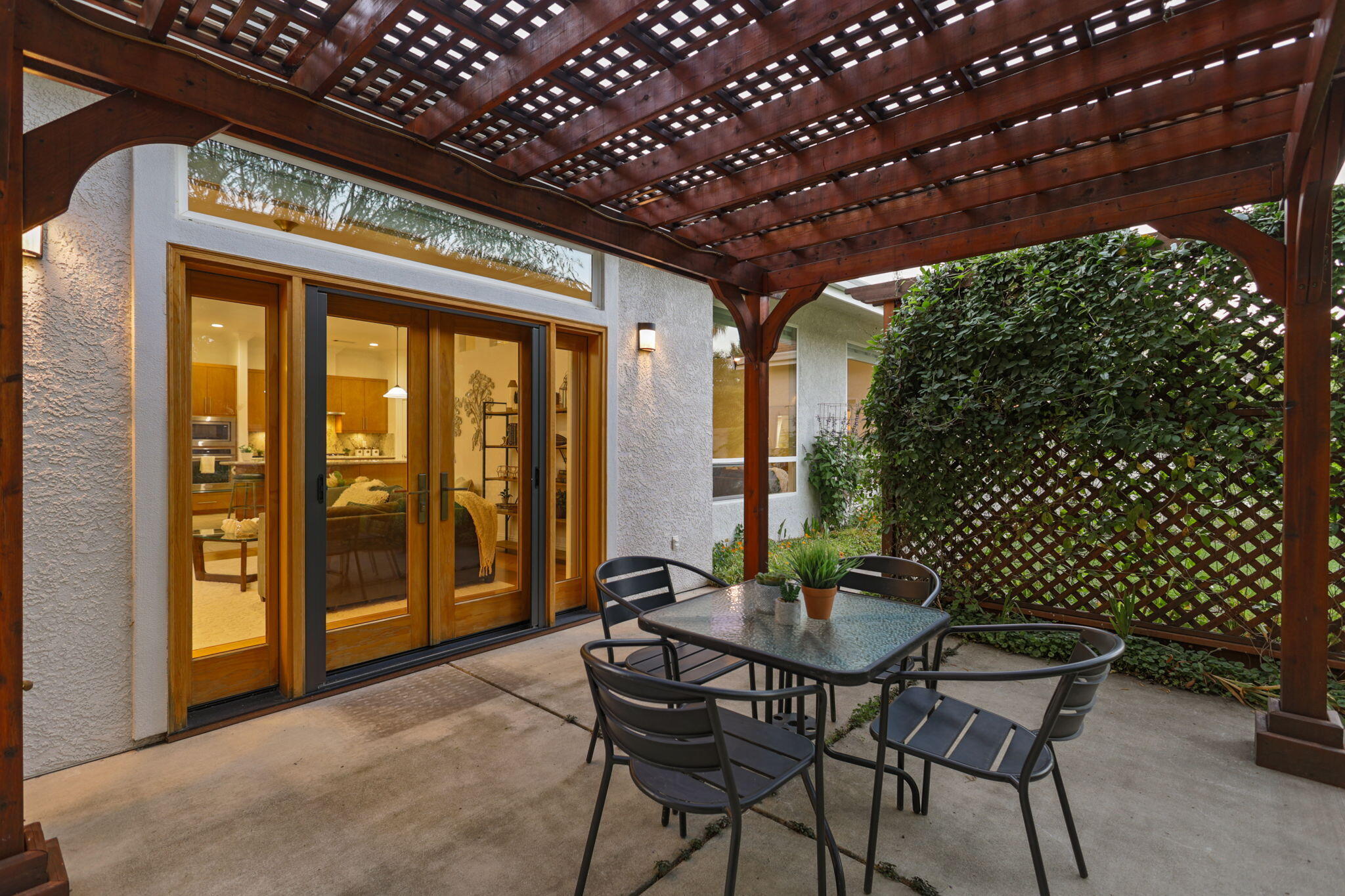 2719 Western Oak Drive