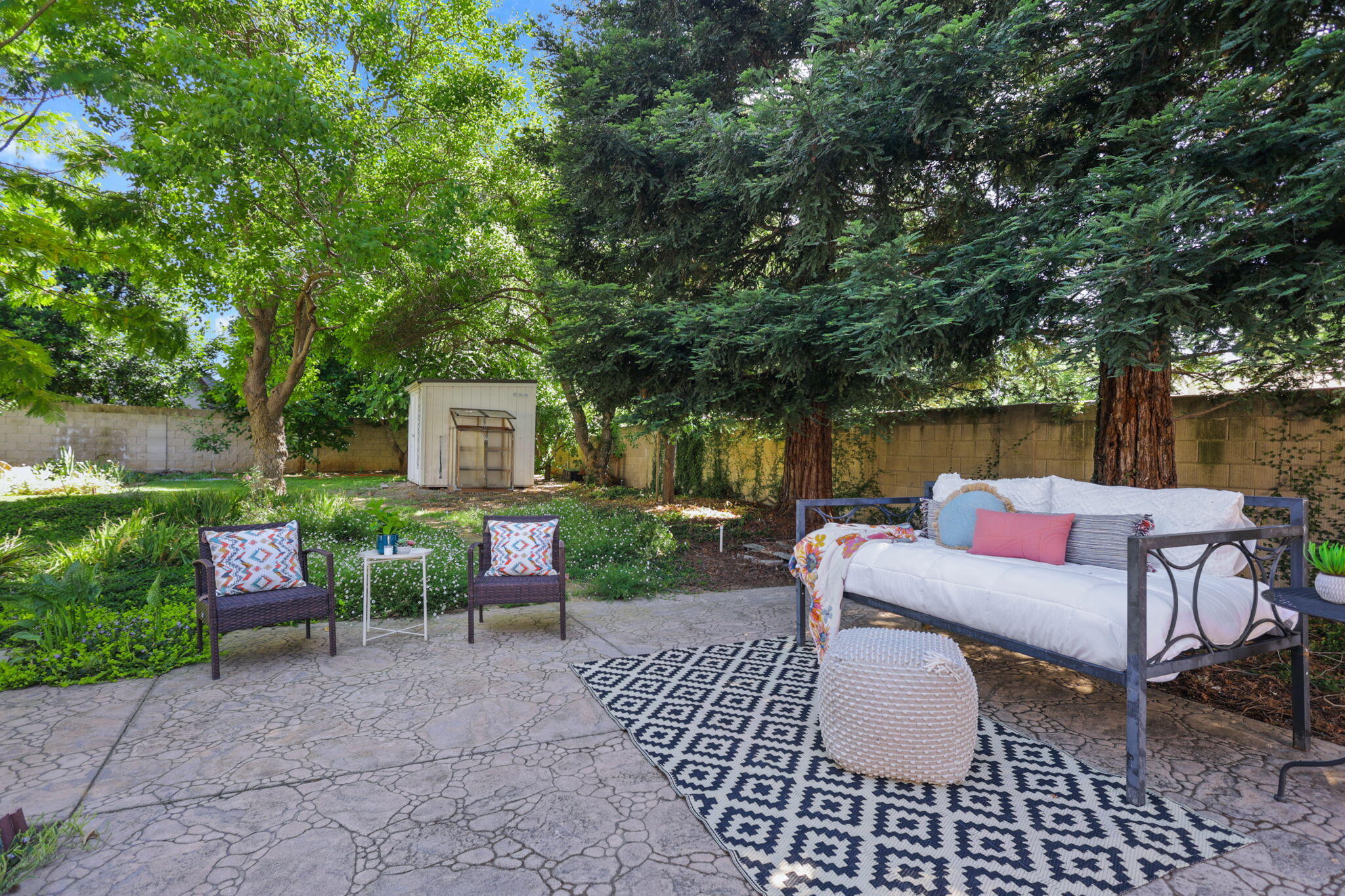 2719 Western Oak Drive