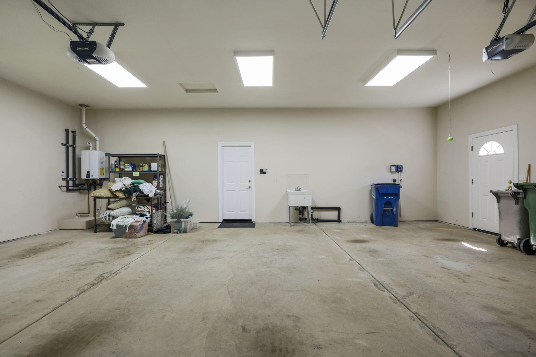 2719 Western Oak Drive
