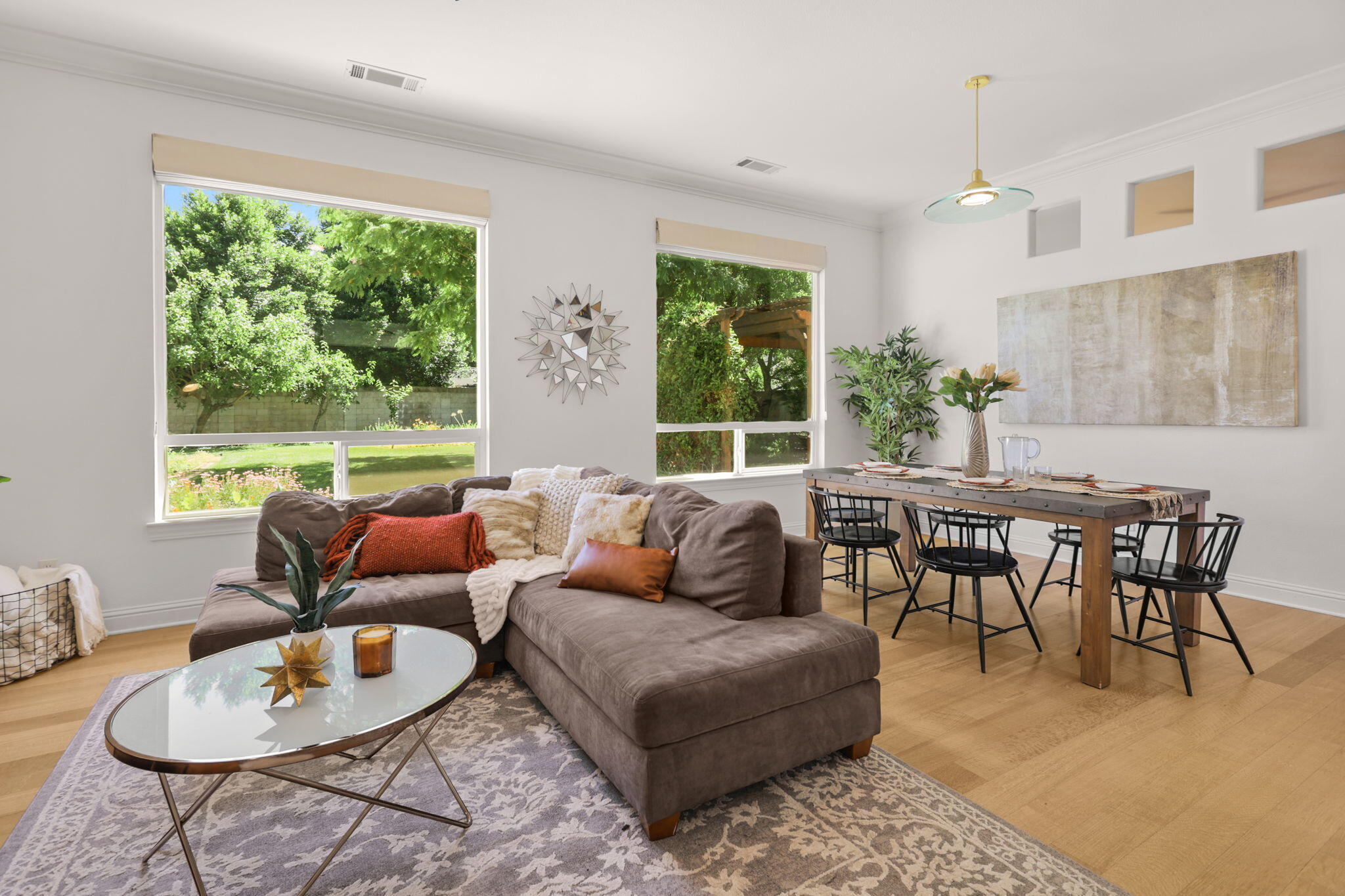 2719 Western Oak Drive