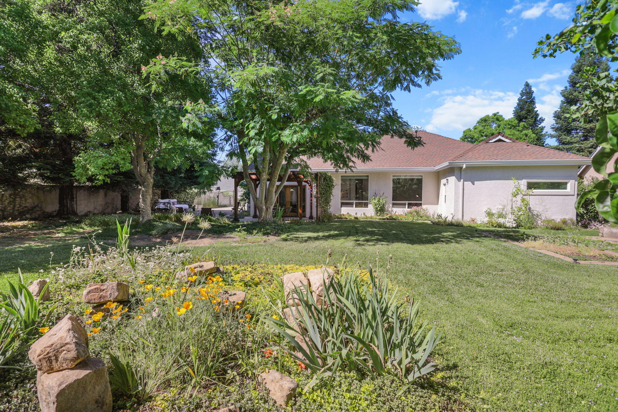 2719 Western Oak Drive