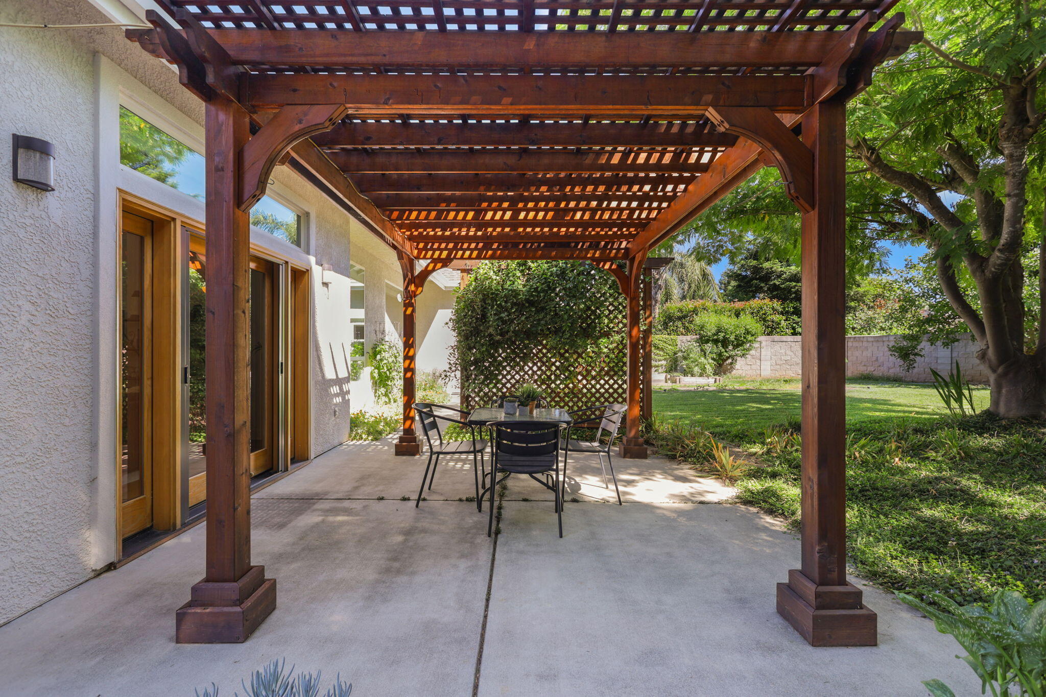 2719 Western Oak Drive