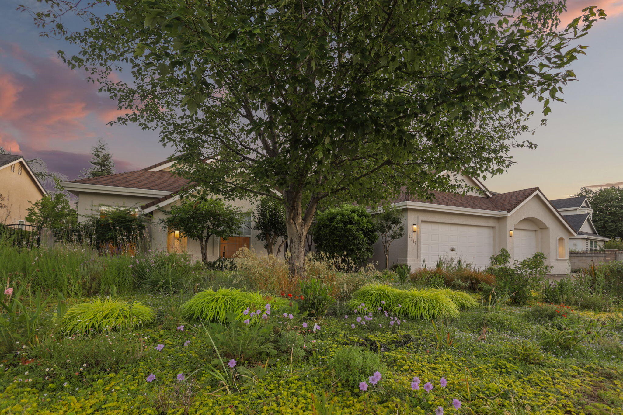 2719 Western Oak Drive