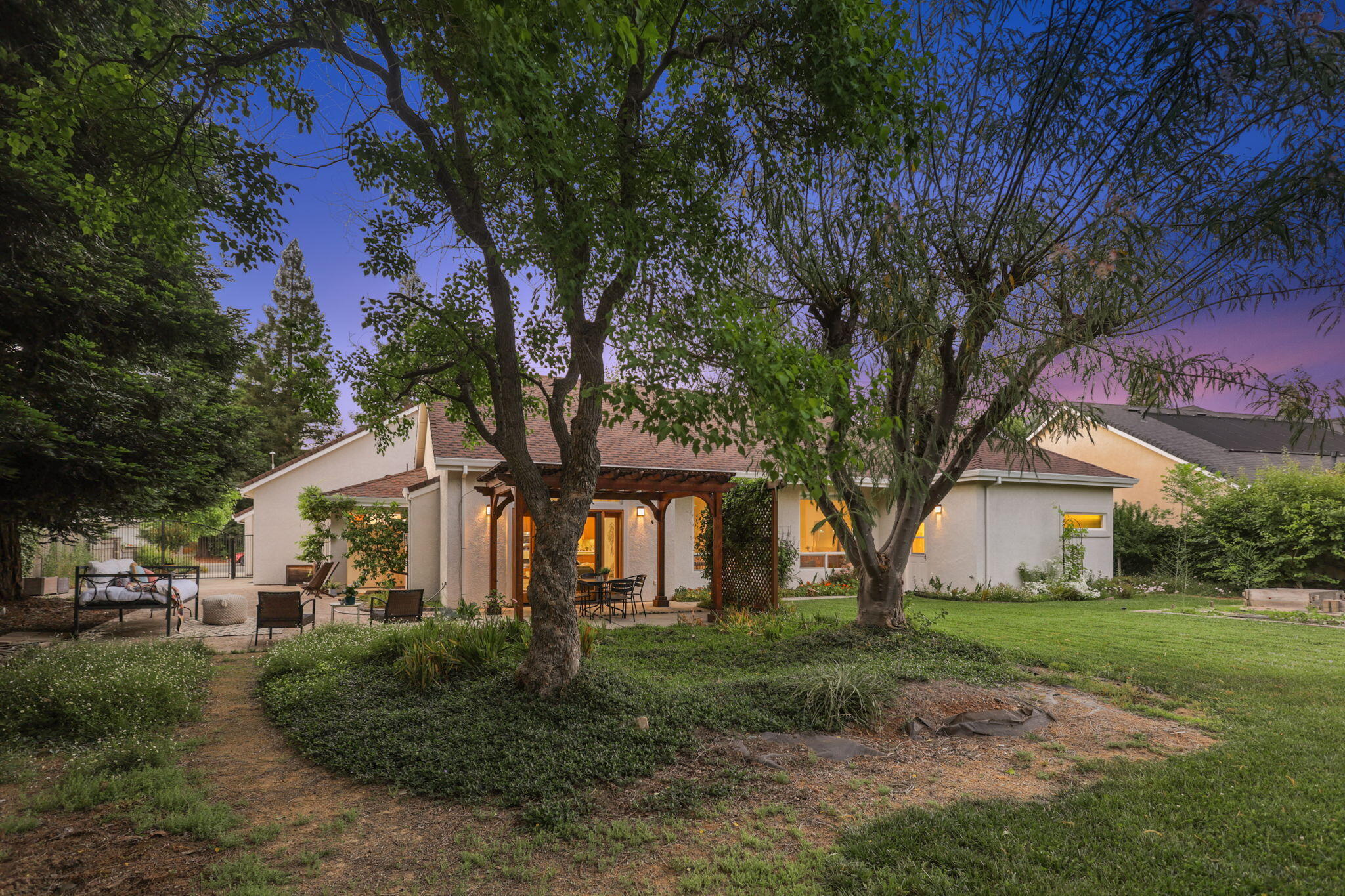 2719 Western Oak Drive