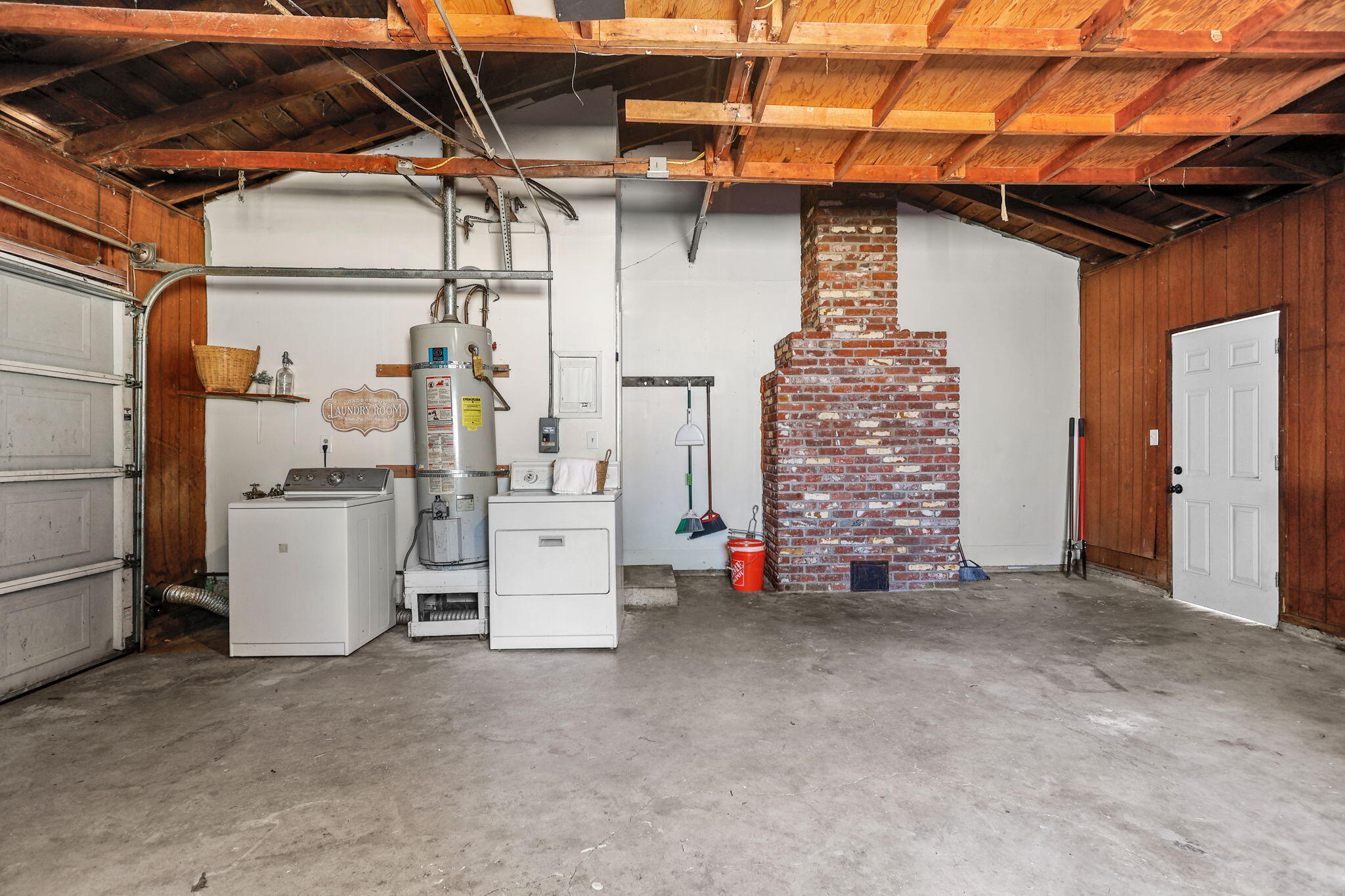 3646 Rhonda Road