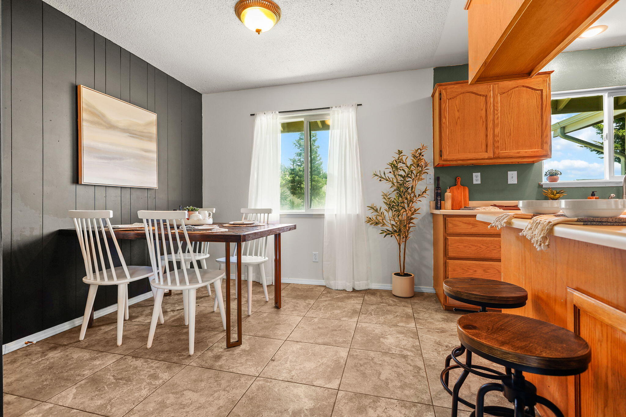 3646 Rhonda Road