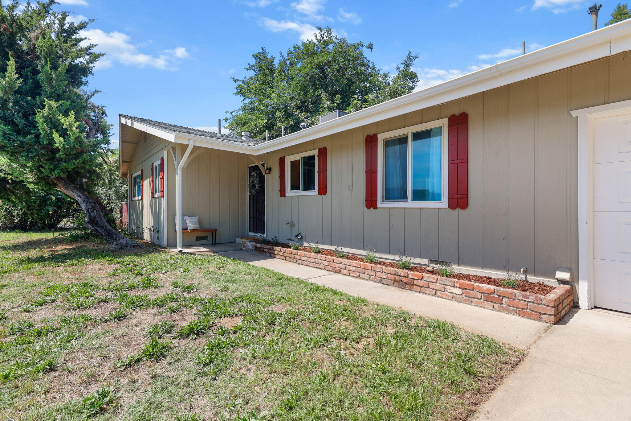 3646 Rhonda Road