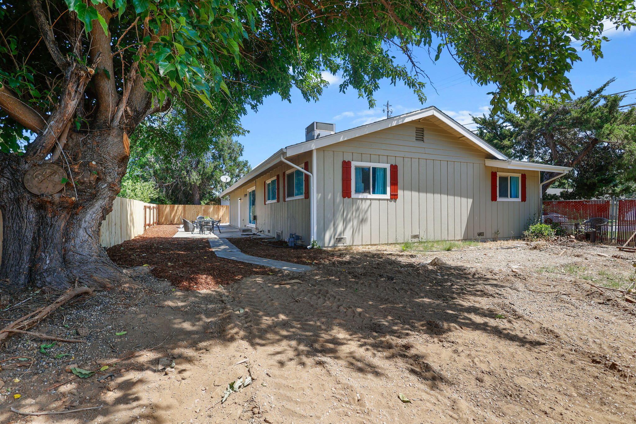 3646 Rhonda Road