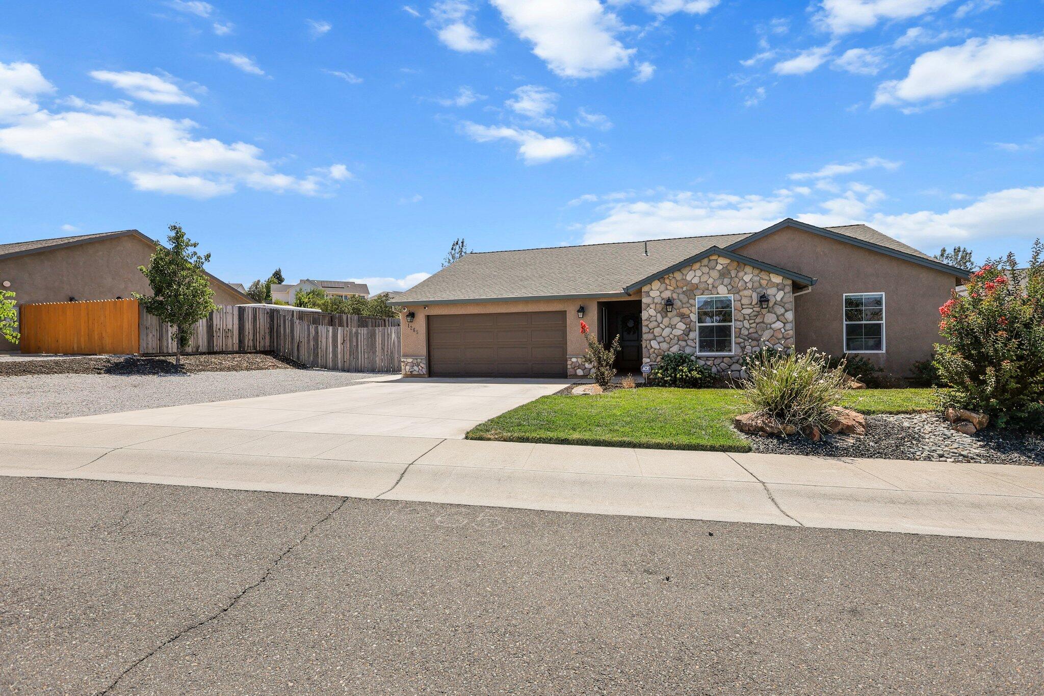 1265 Yacht Court