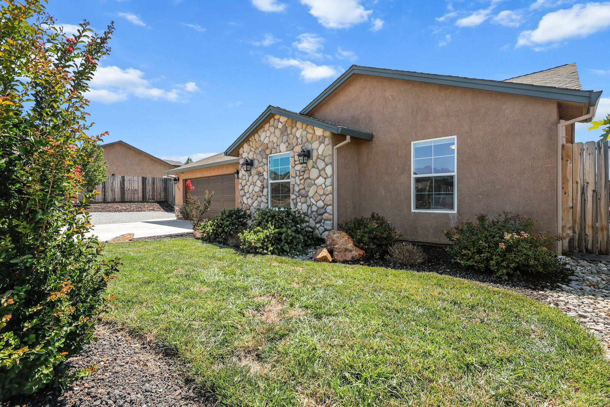 1265 Yacht Court