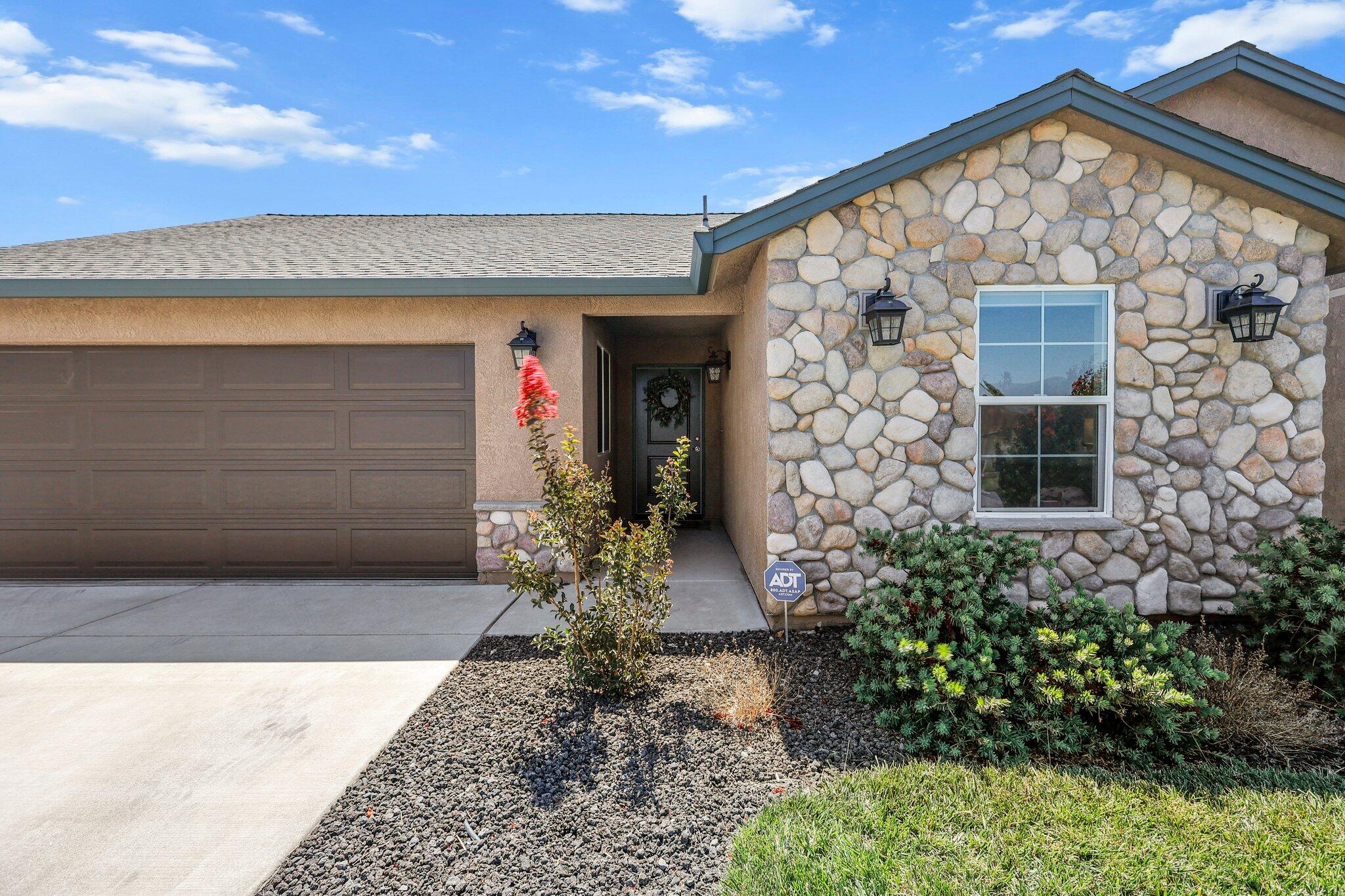 1265 Yacht Court