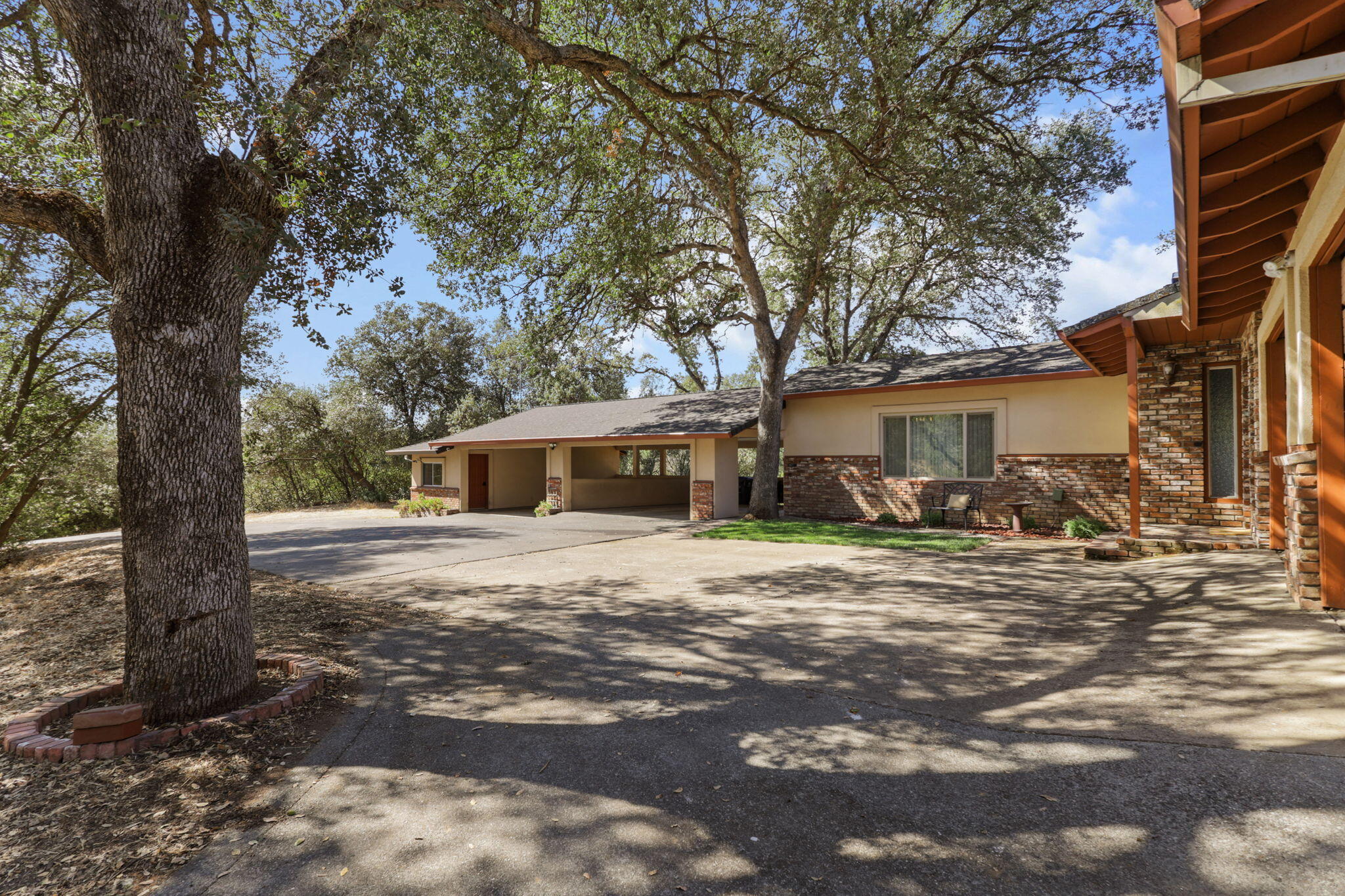 18760 Reeds Creek Road