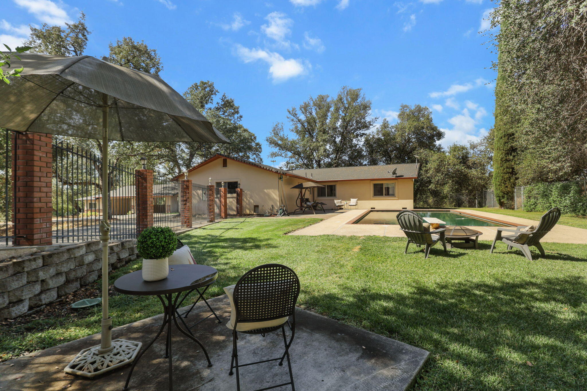 18760 Reeds Creek Road