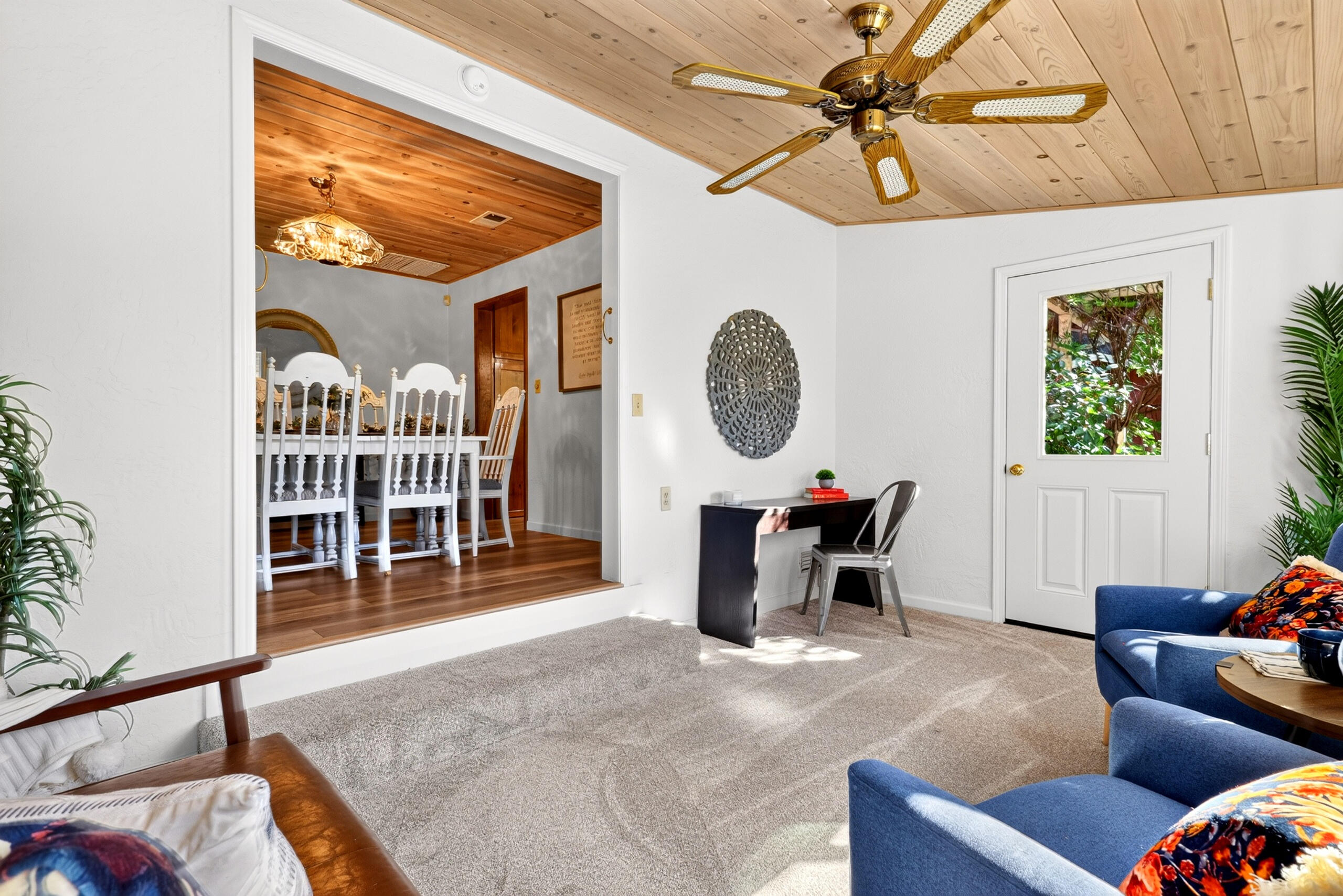 7399 Dilley Lane