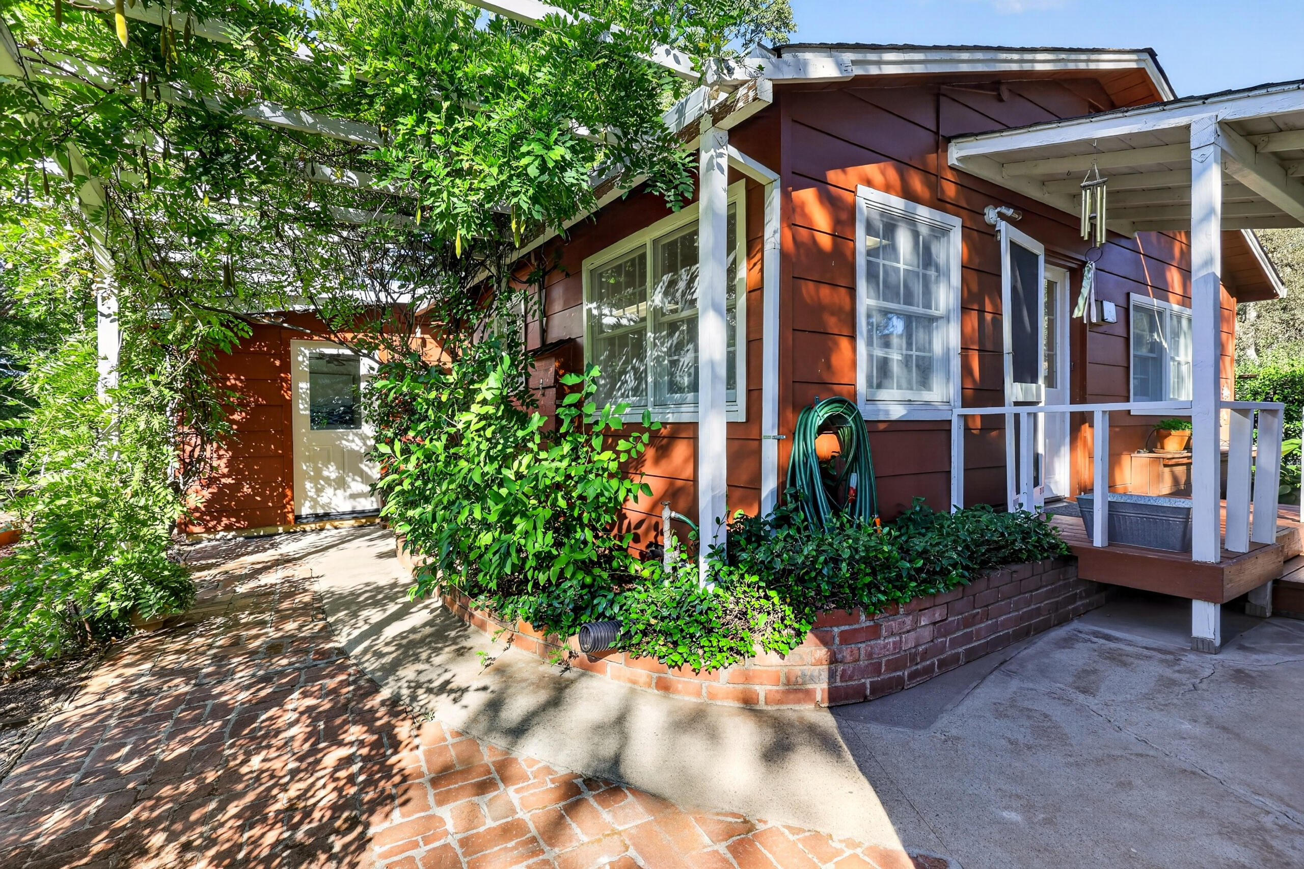 7399 Dilley Lane