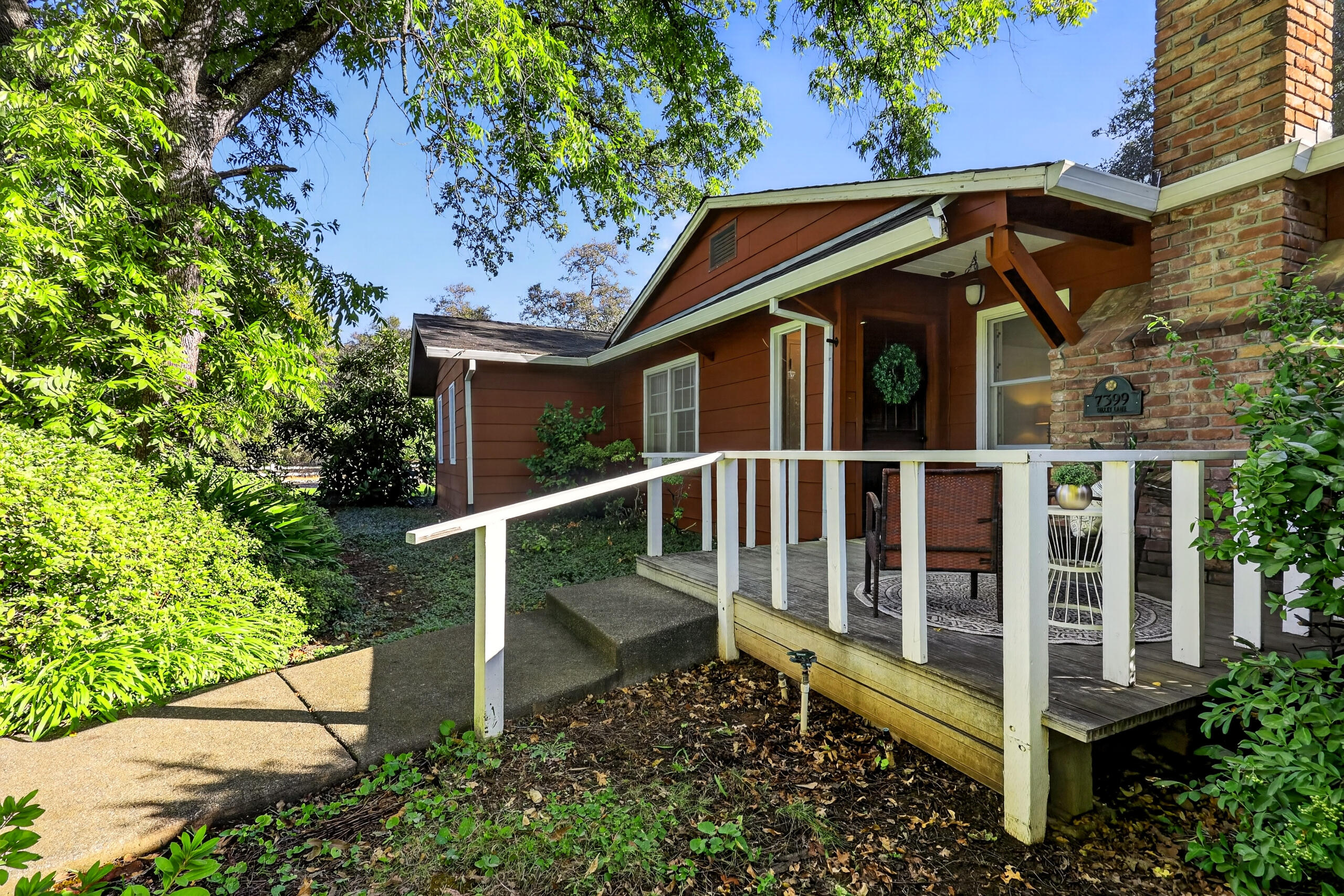 7399 Dilley Lane