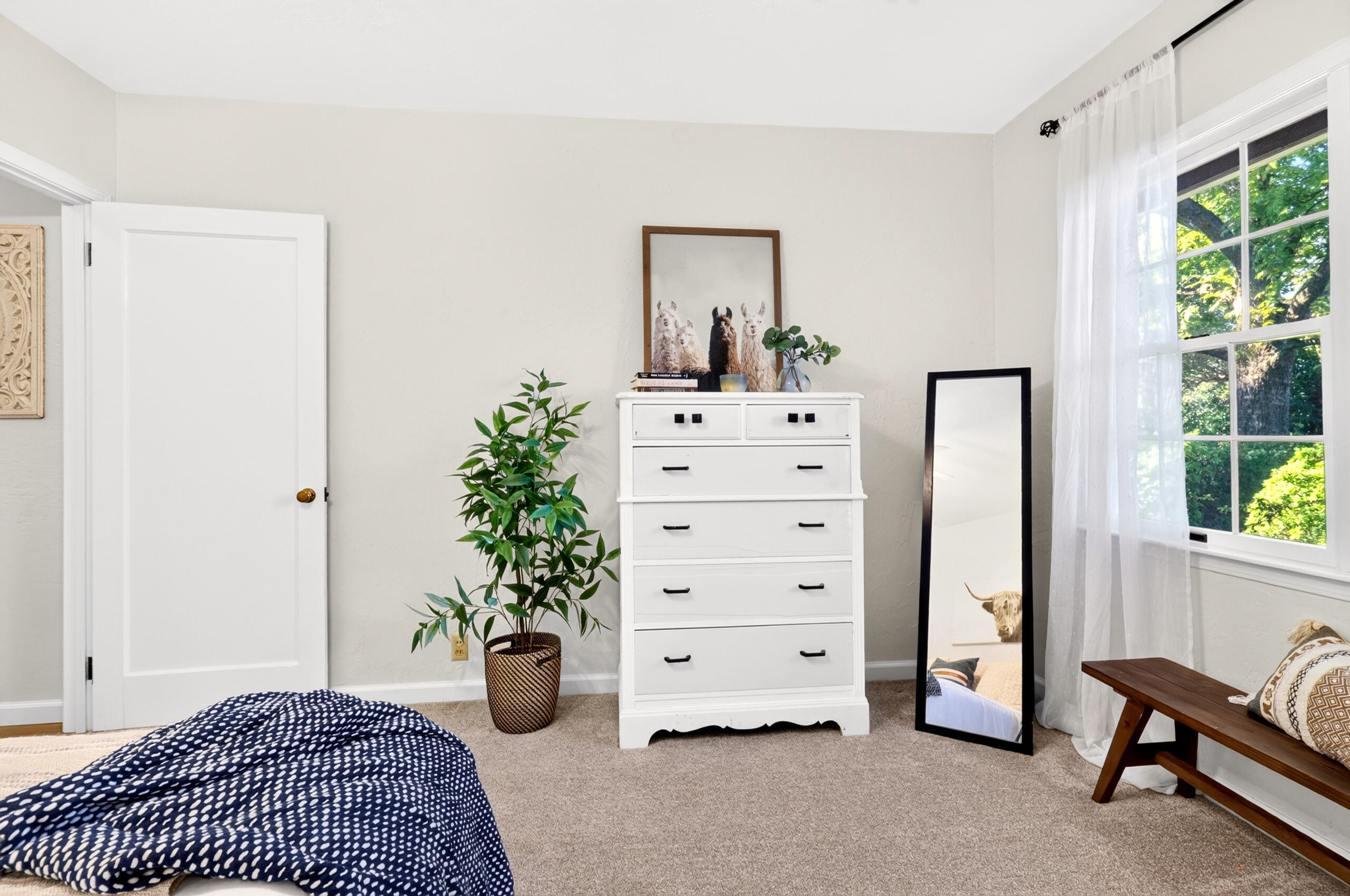 7399 Dilley Lane