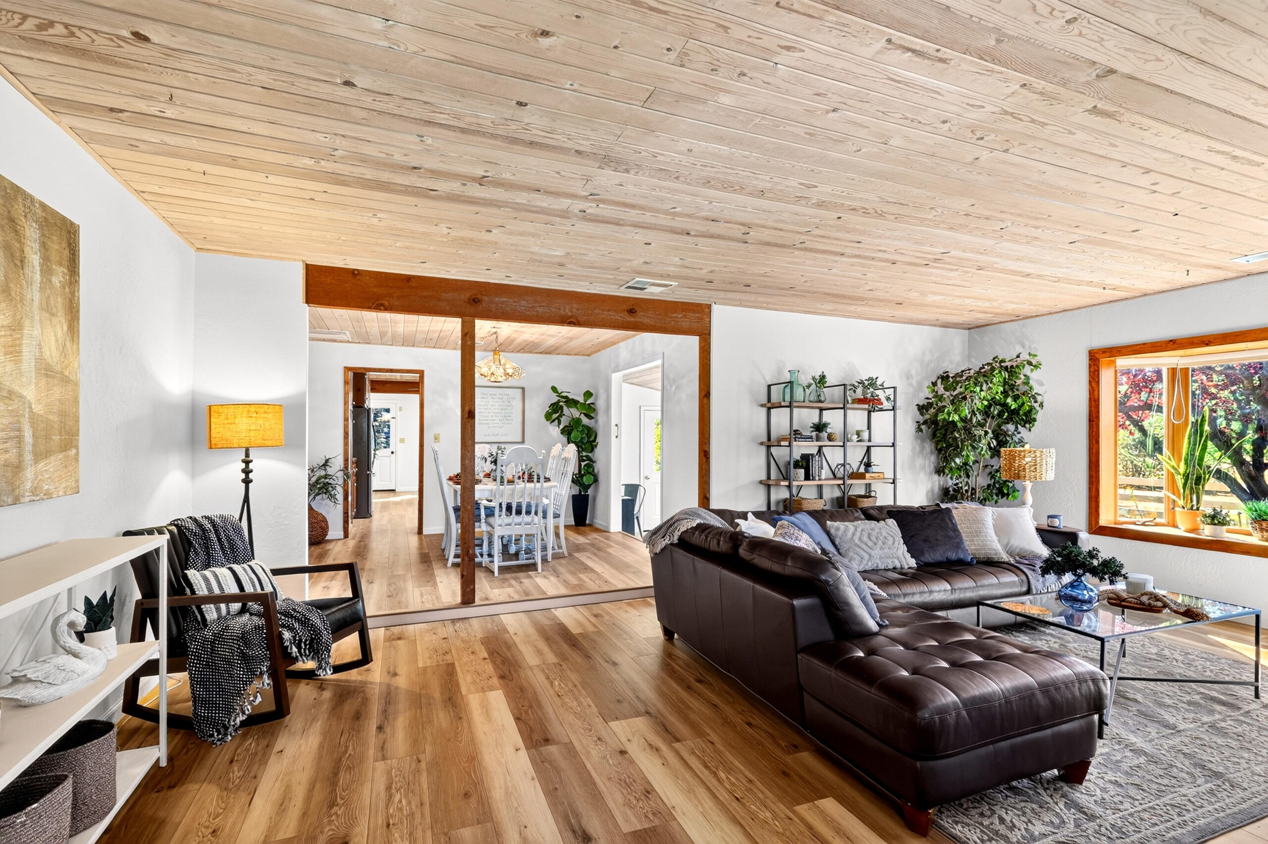 7399 Dilley Lane