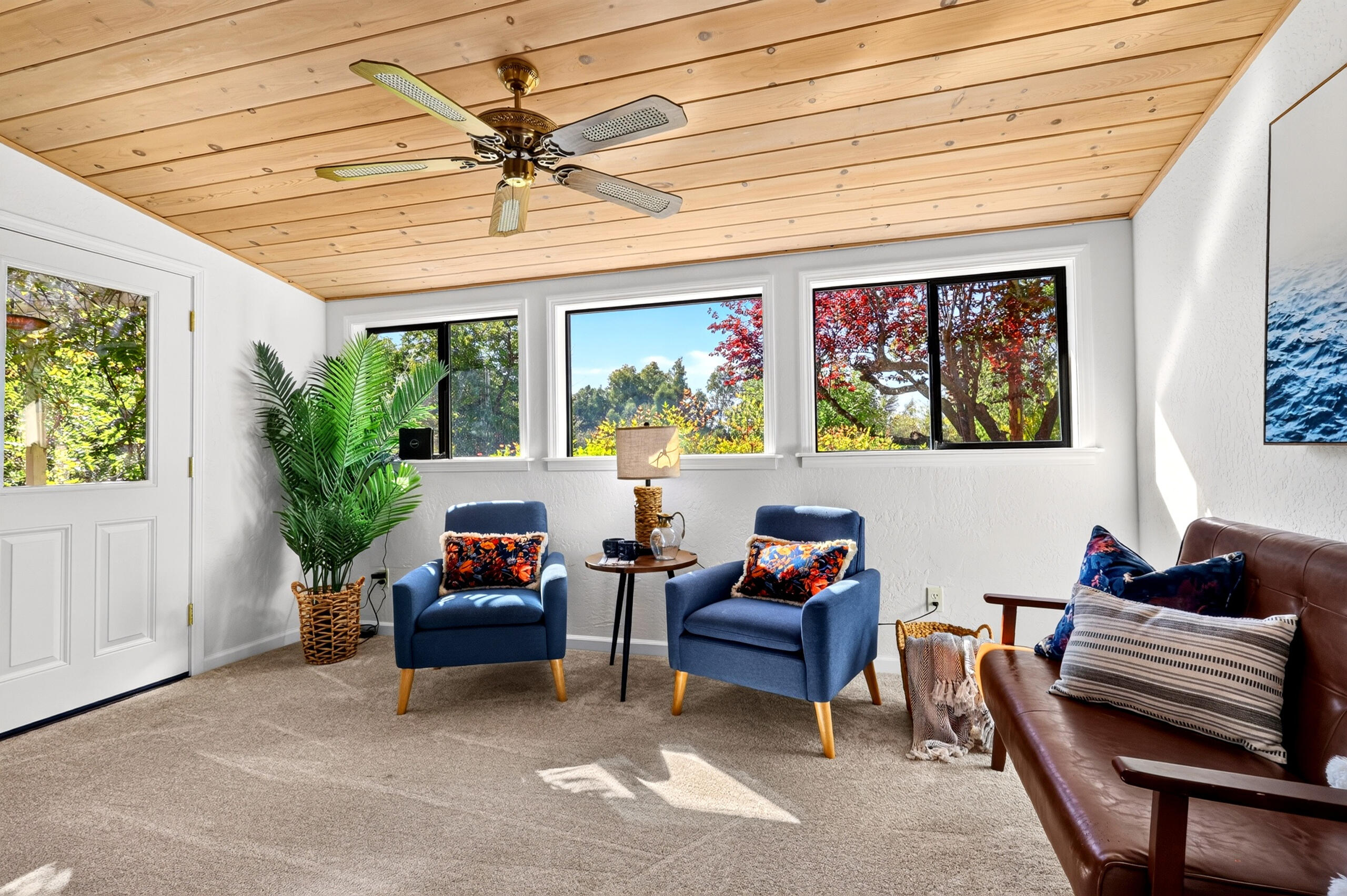 7399 Dilley Lane