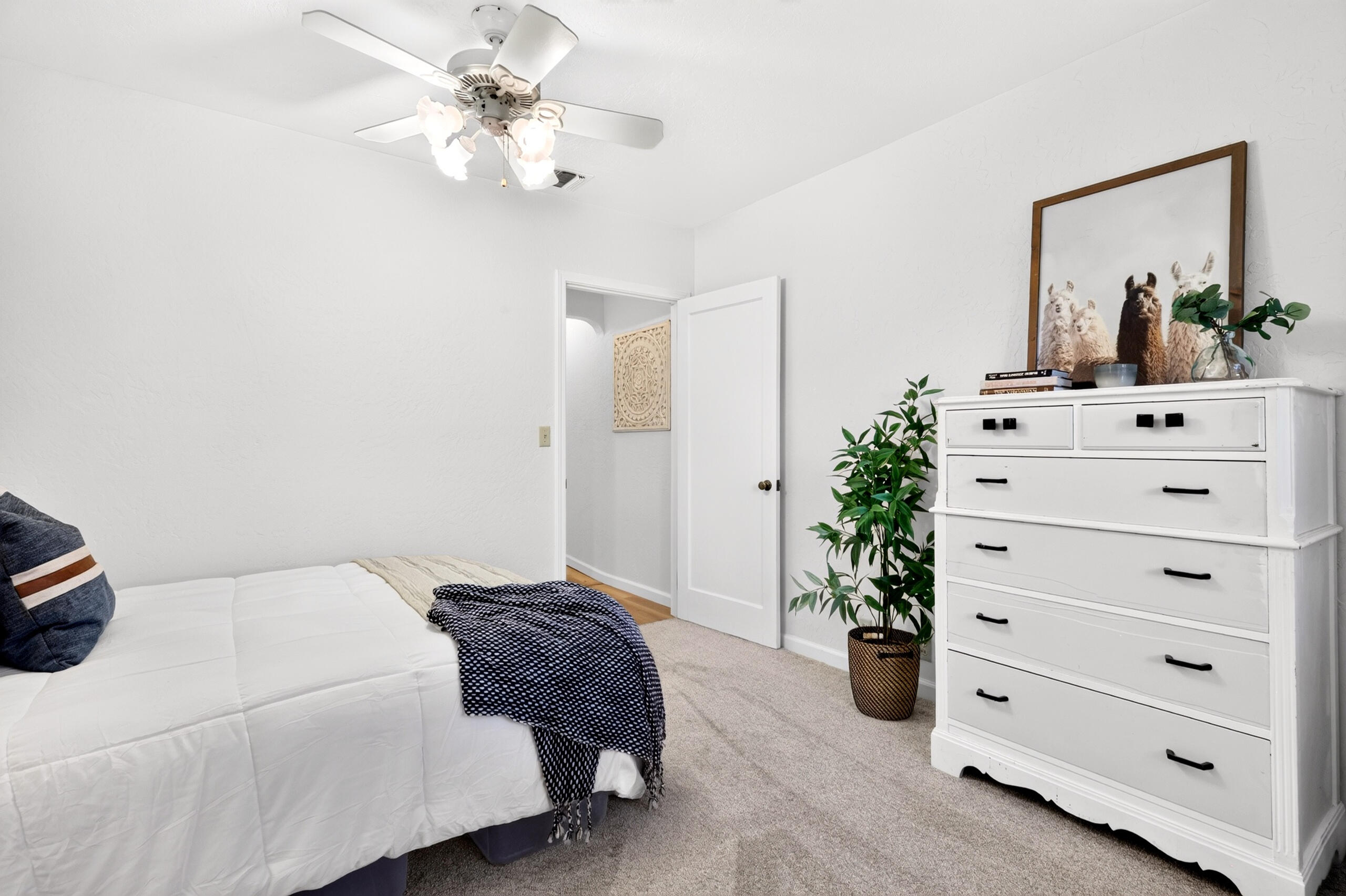 7399 Dilley Lane