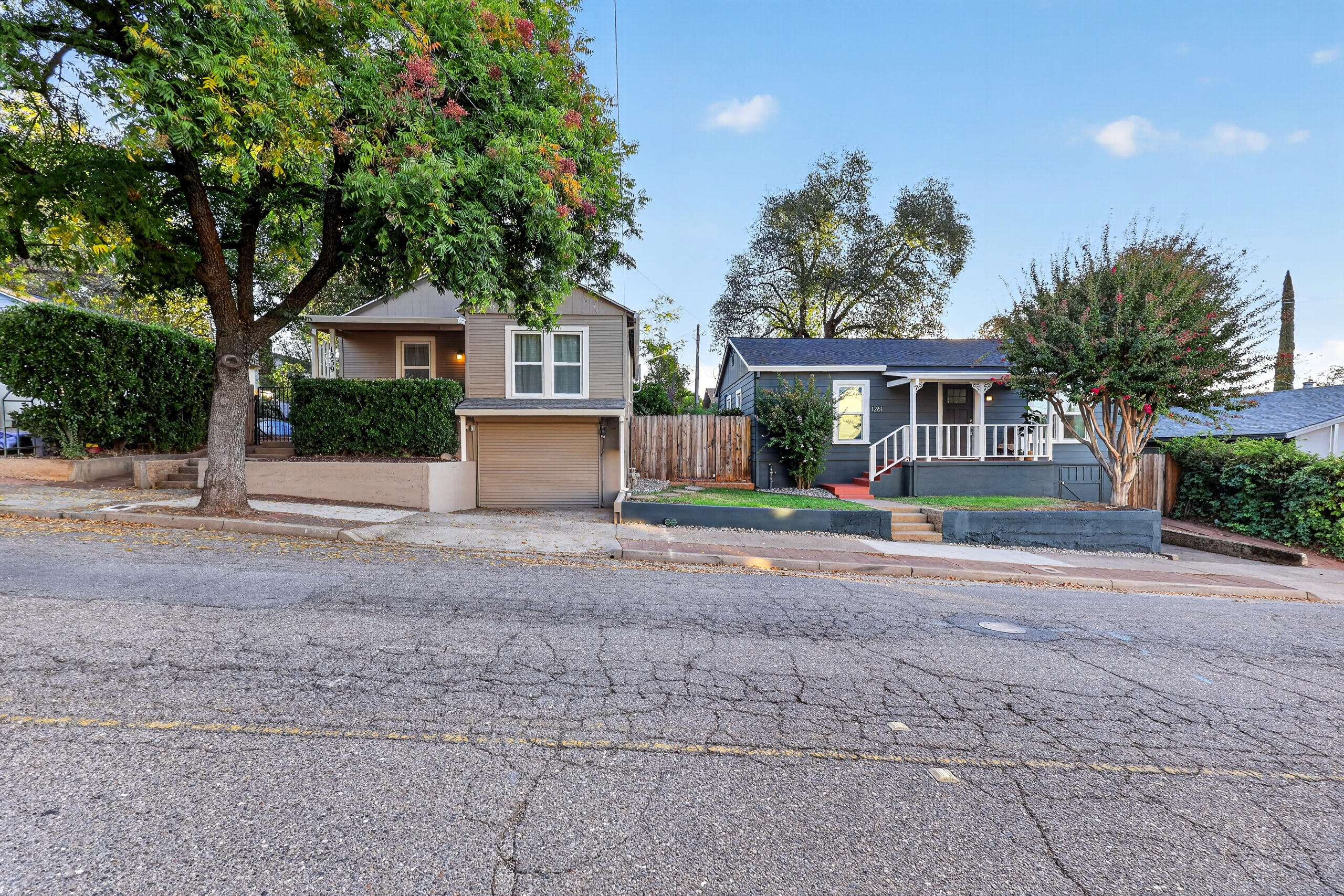 1259/1261 Magnolia Avenue