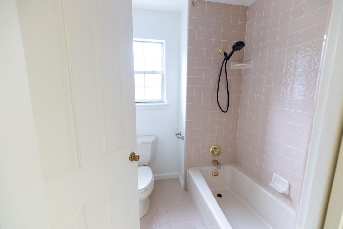 3650 Valley Ridge LN