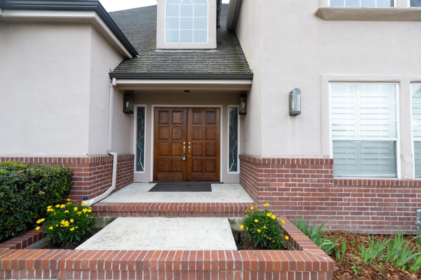 3650 Valley Ridge LN