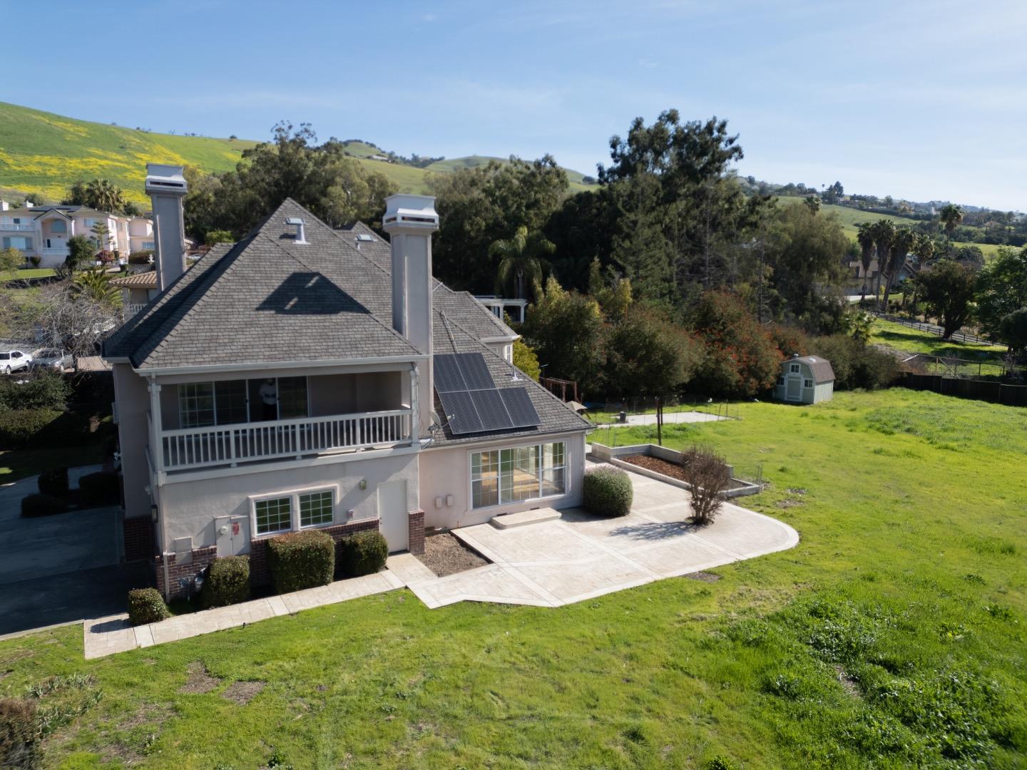 3650 Valley Ridge LN