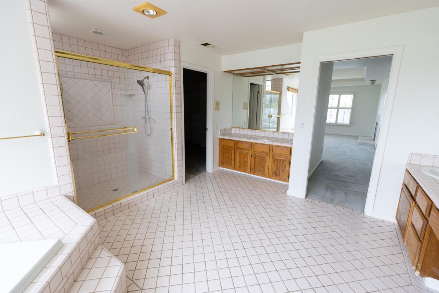 3650 Valley Ridge LN